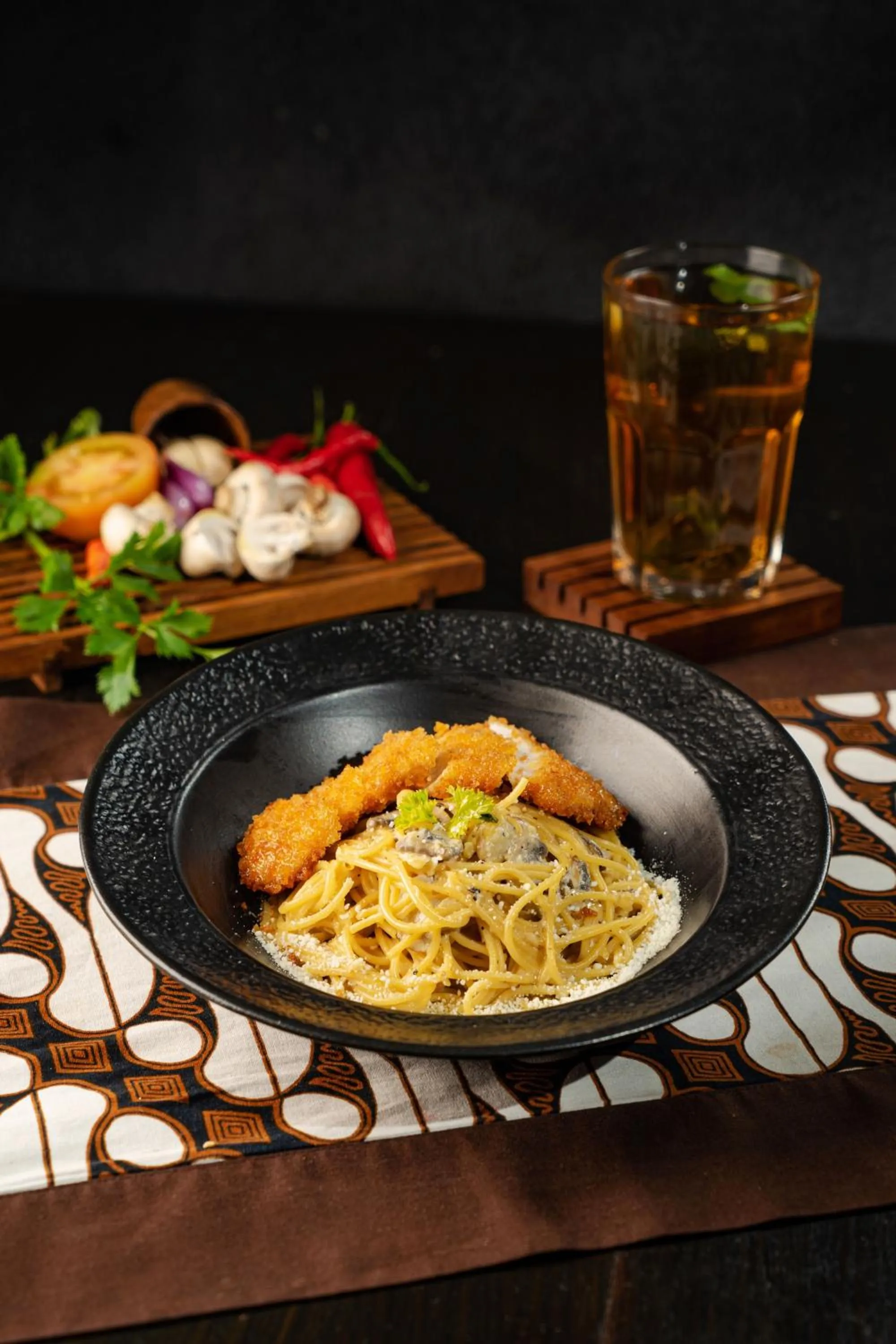 Restaurant/places to eat in Paku Mas Hotel