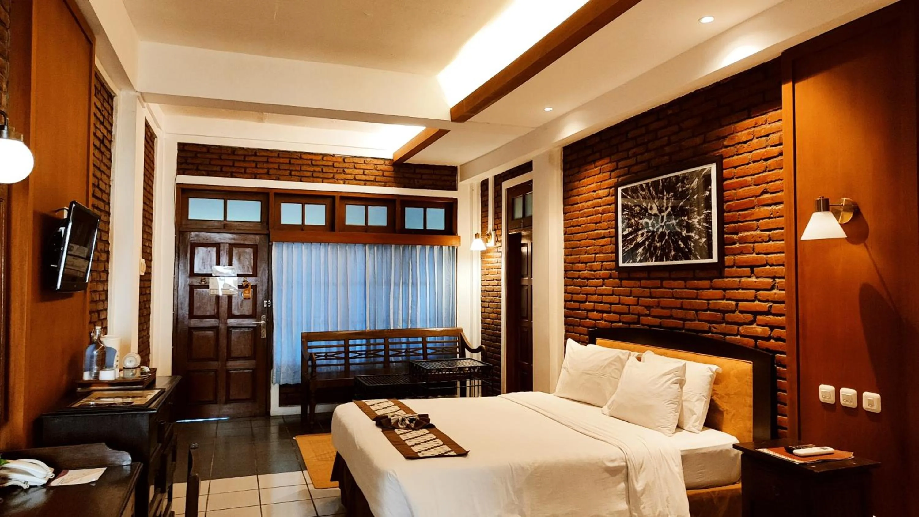 Bedroom, Bed in Paku Mas Hotel