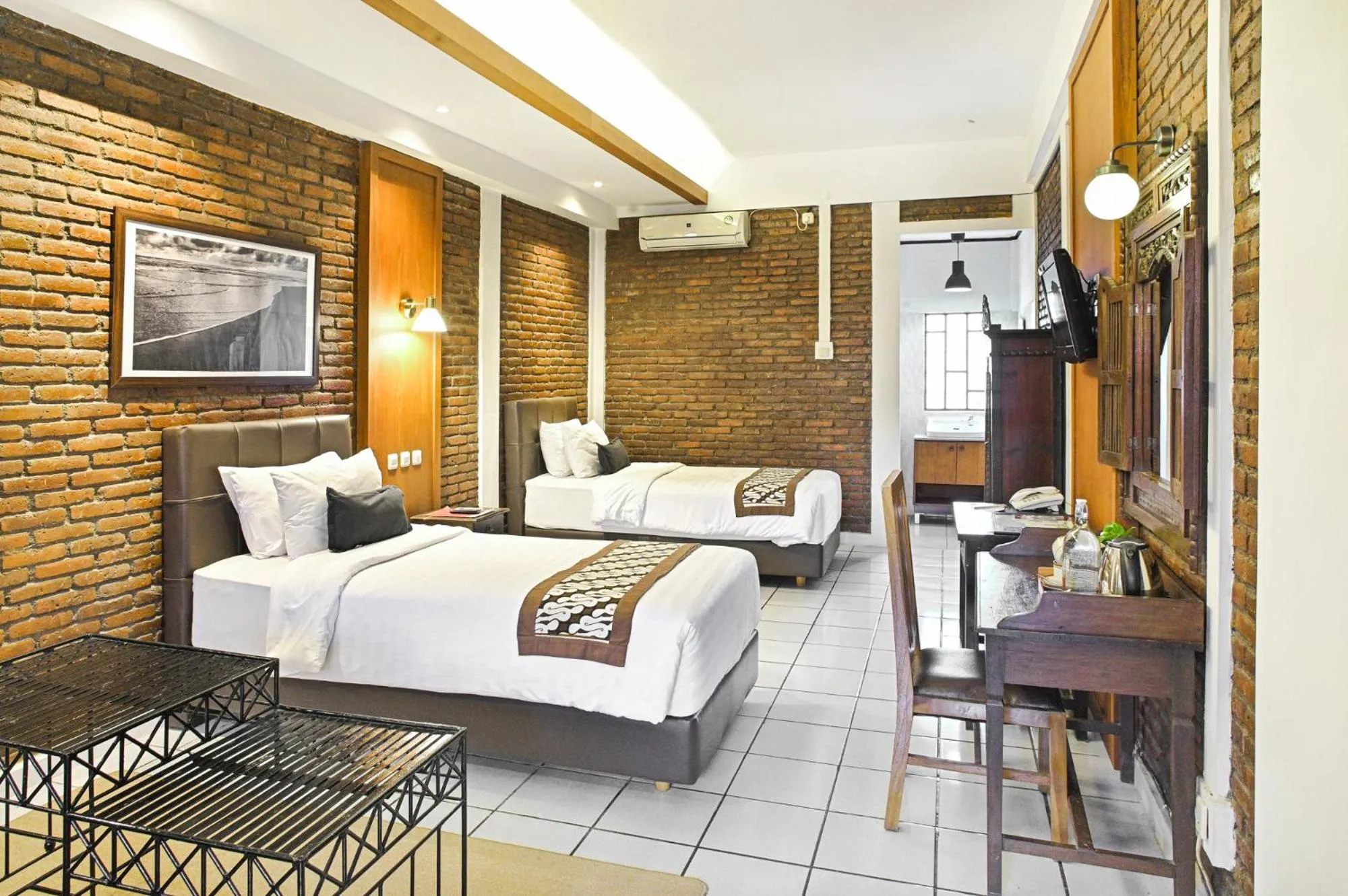 Bedroom, Bed in Paku Mas Hotel