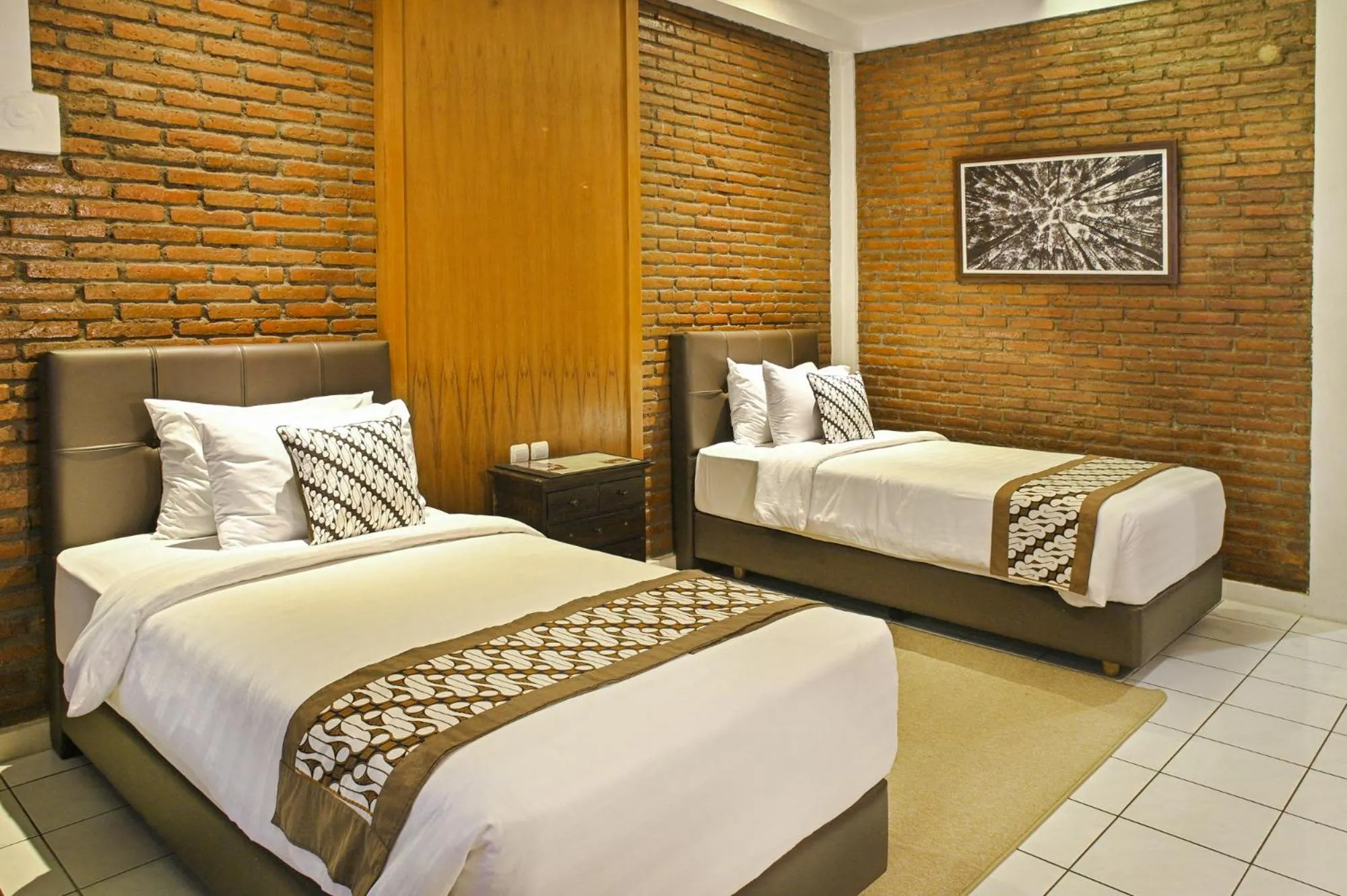 Bedroom, Bed in Paku Mas Hotel