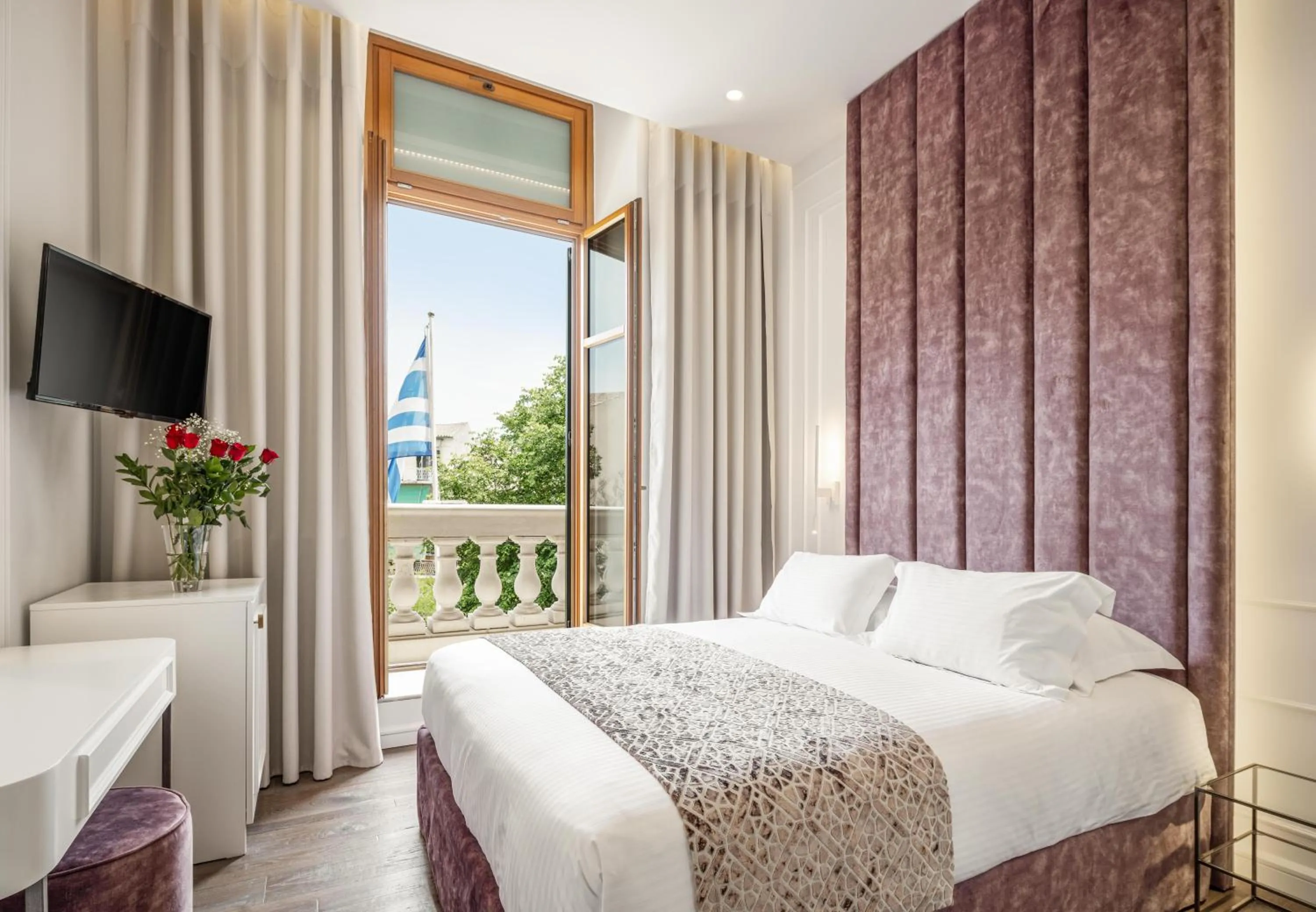 Bedroom, Bed in Bella Venezia