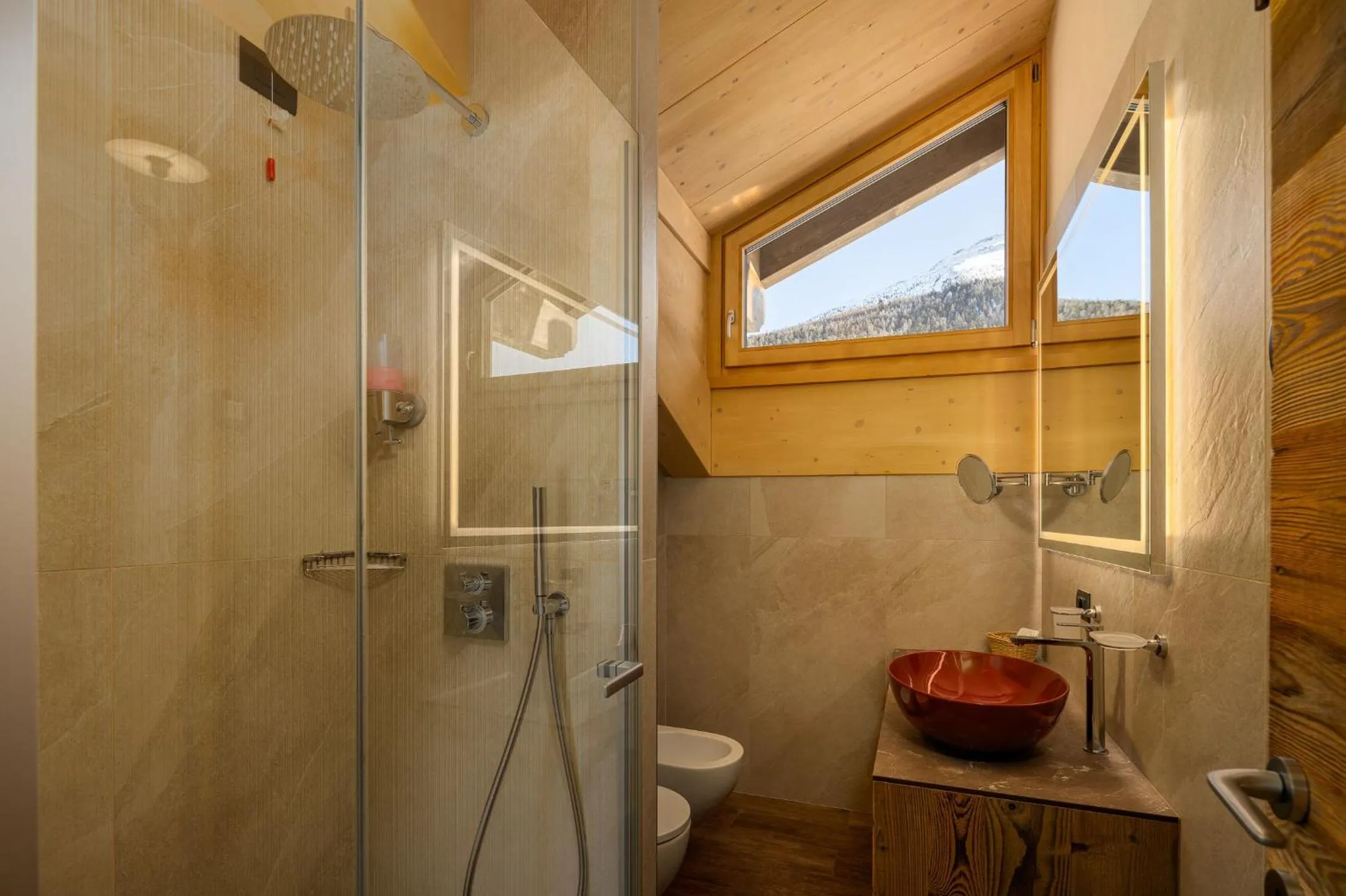 Bathroom in Green Rose