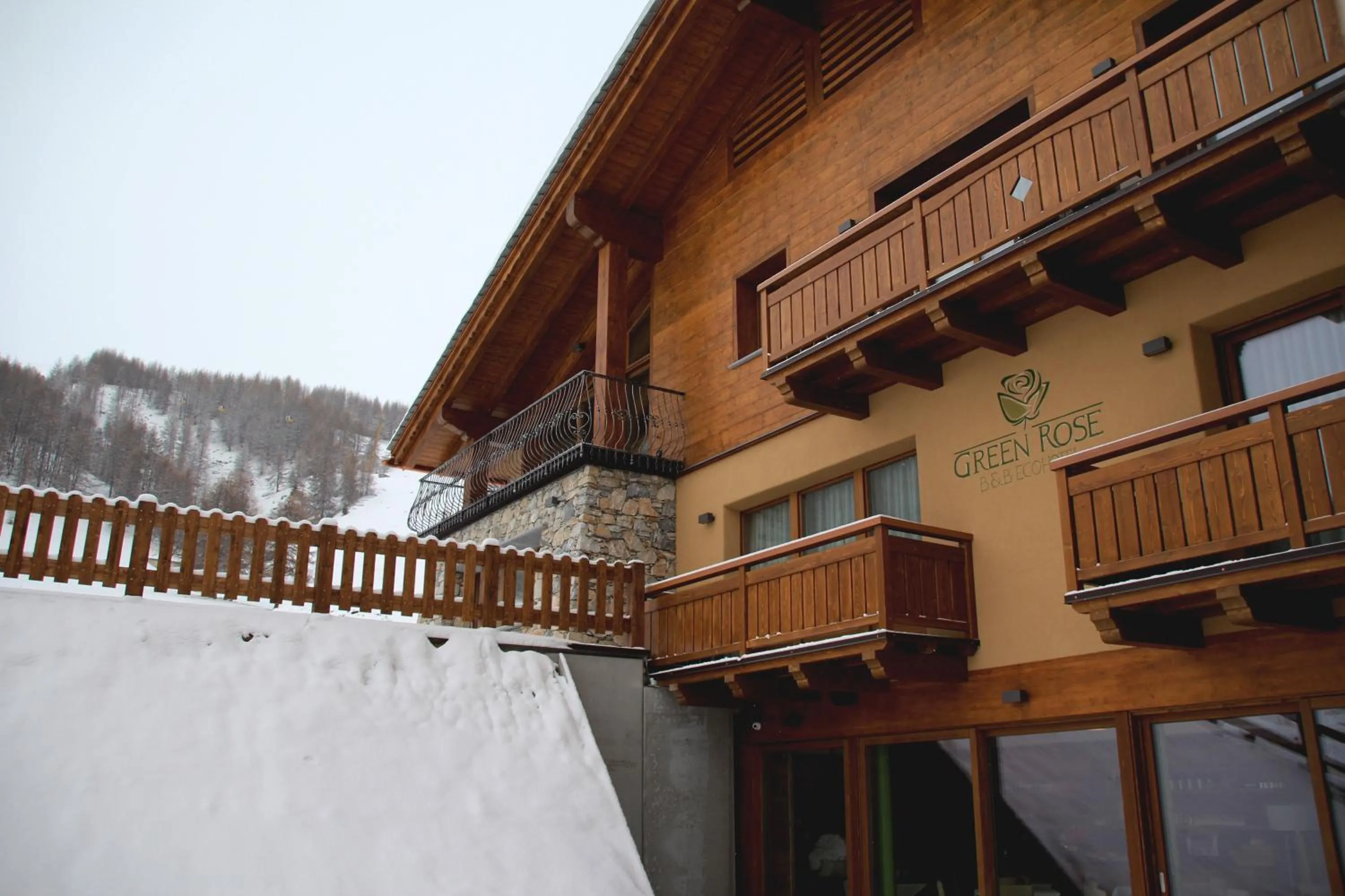 Property building in Green Rose