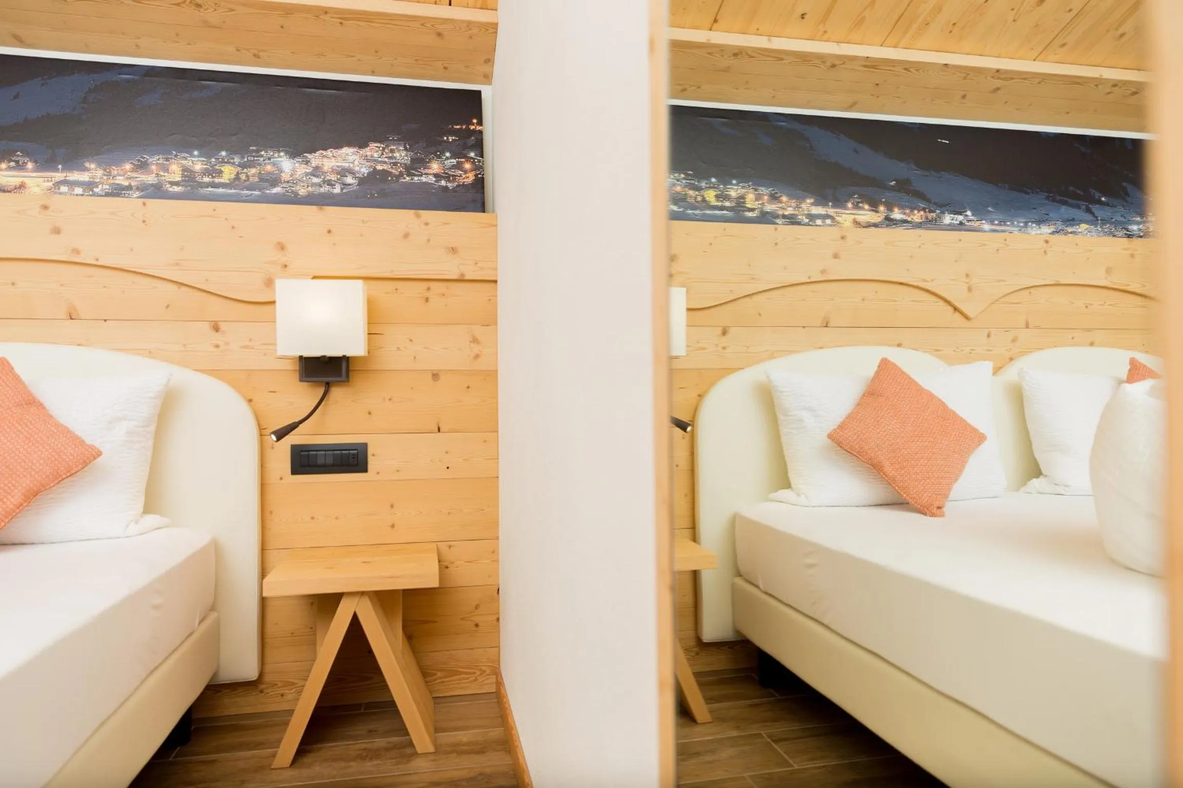 Shower, Bed in Green Rose