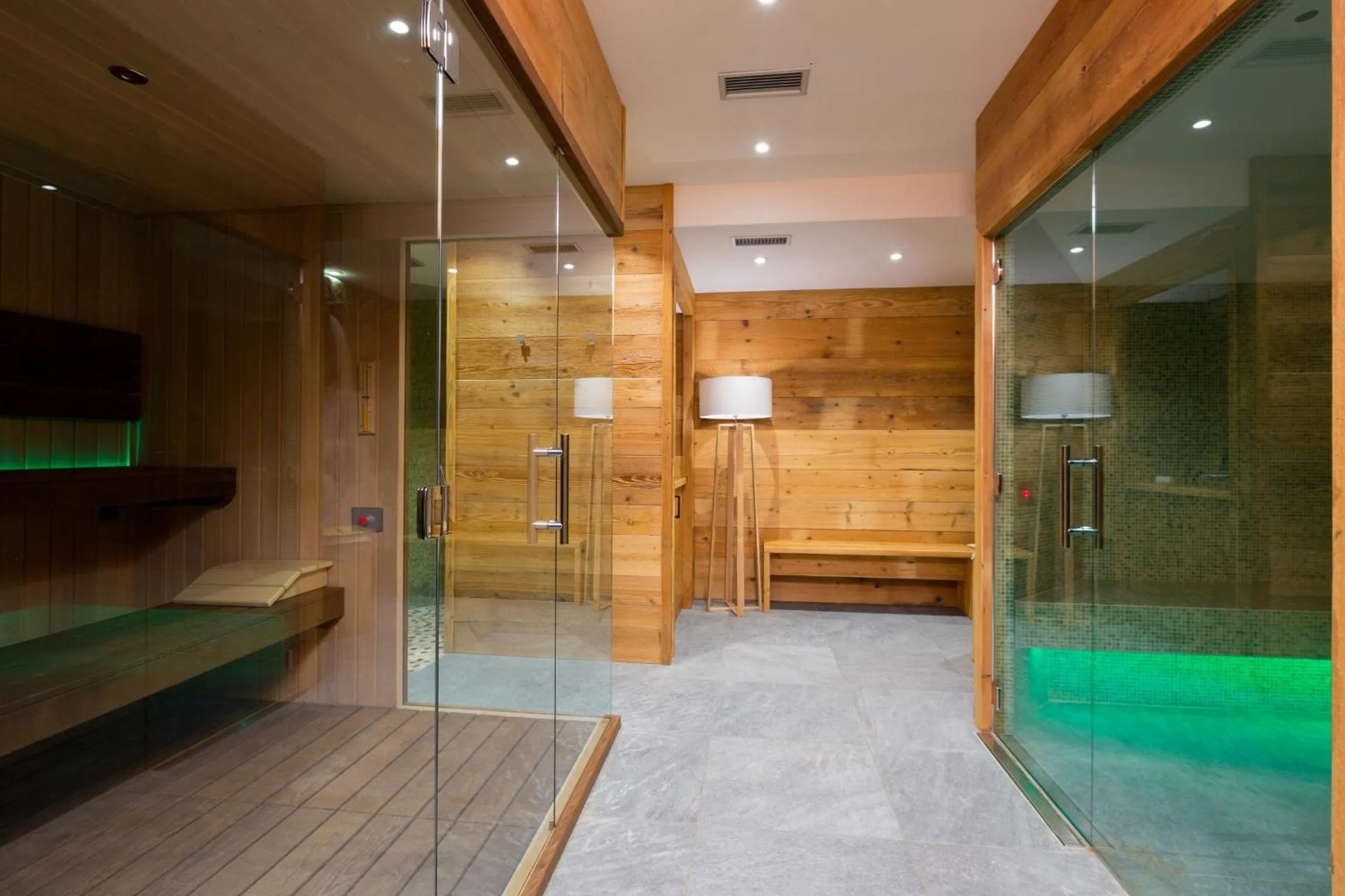 Sauna in Green Rose