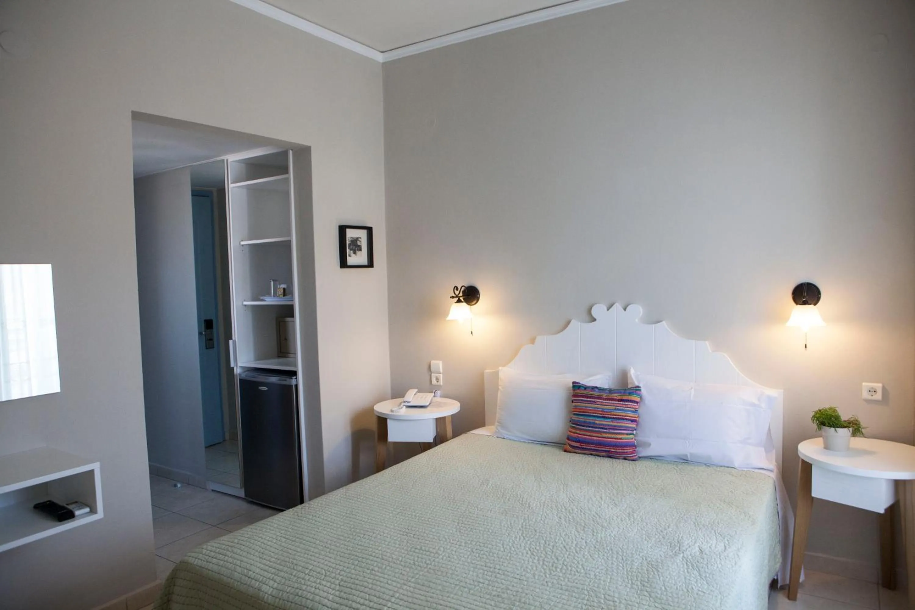 Bedroom, Bed in 7 Brothers Hotel