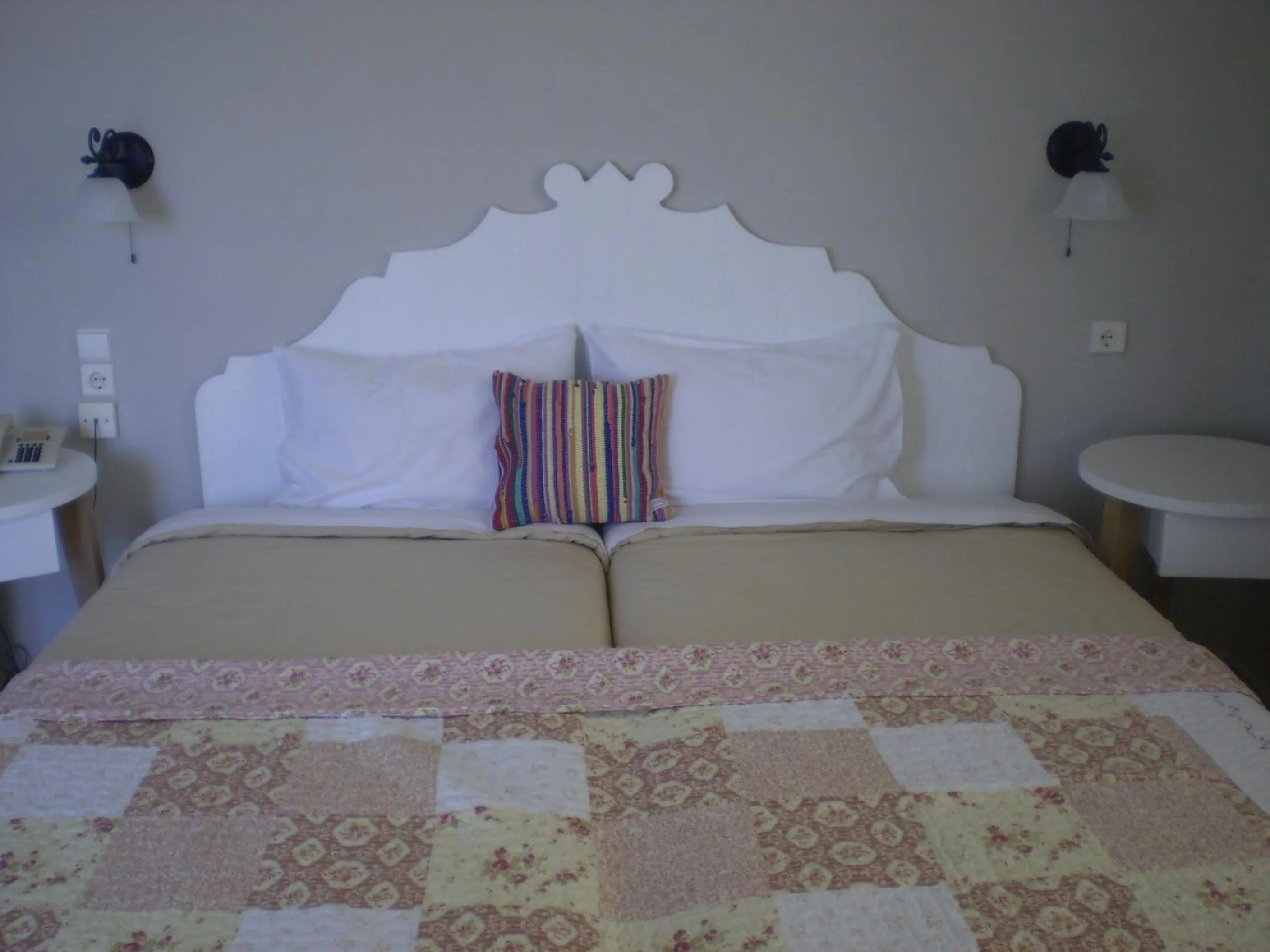 Bed in 7 Brothers Hotel