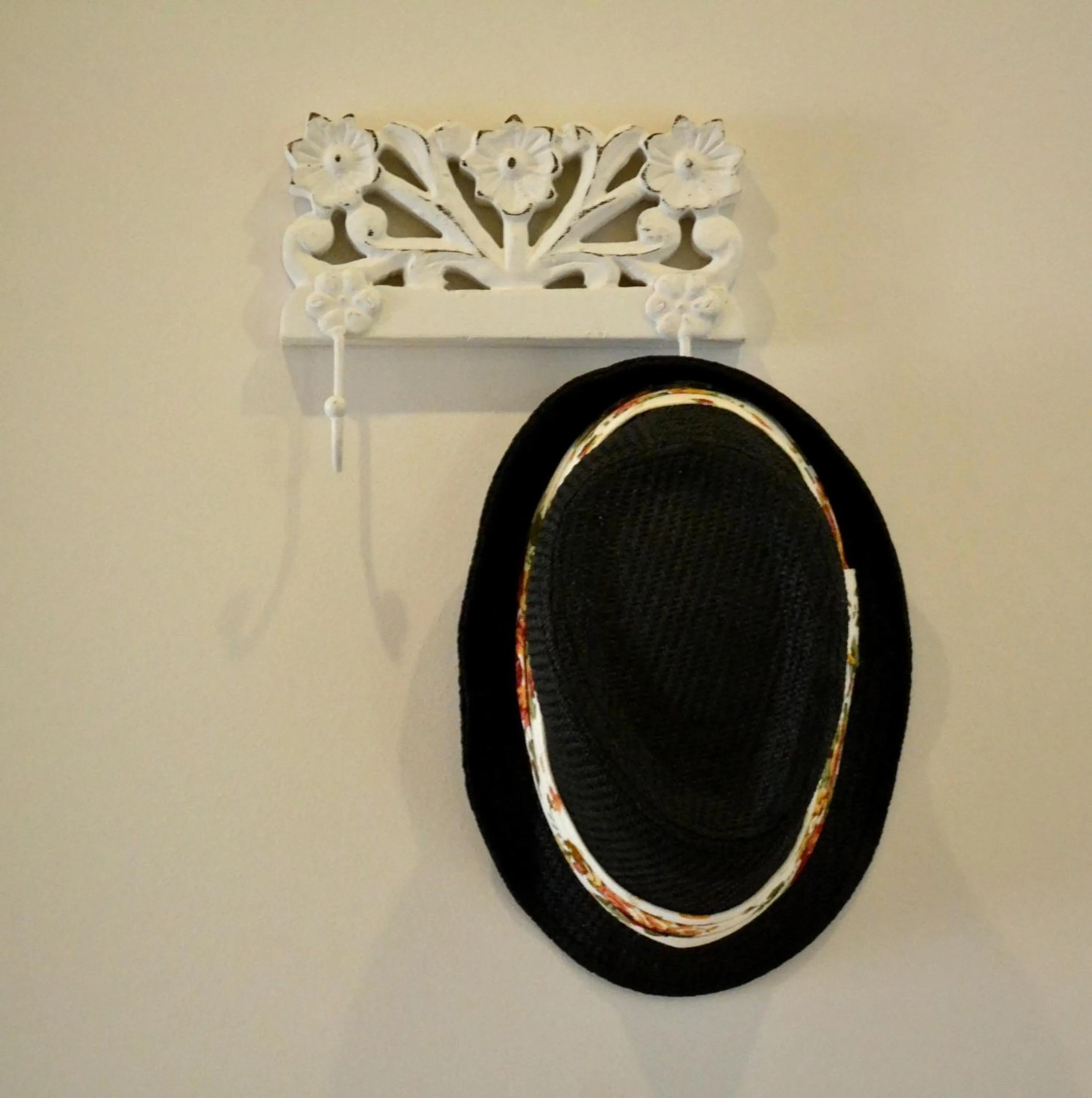 Decorative detail in Saga Hotel