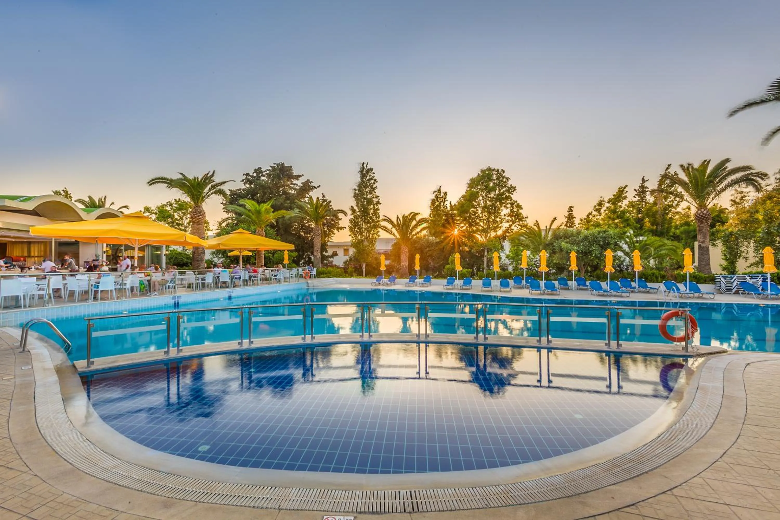 Swimming pool in Kipriotis Hippocrates Hotel