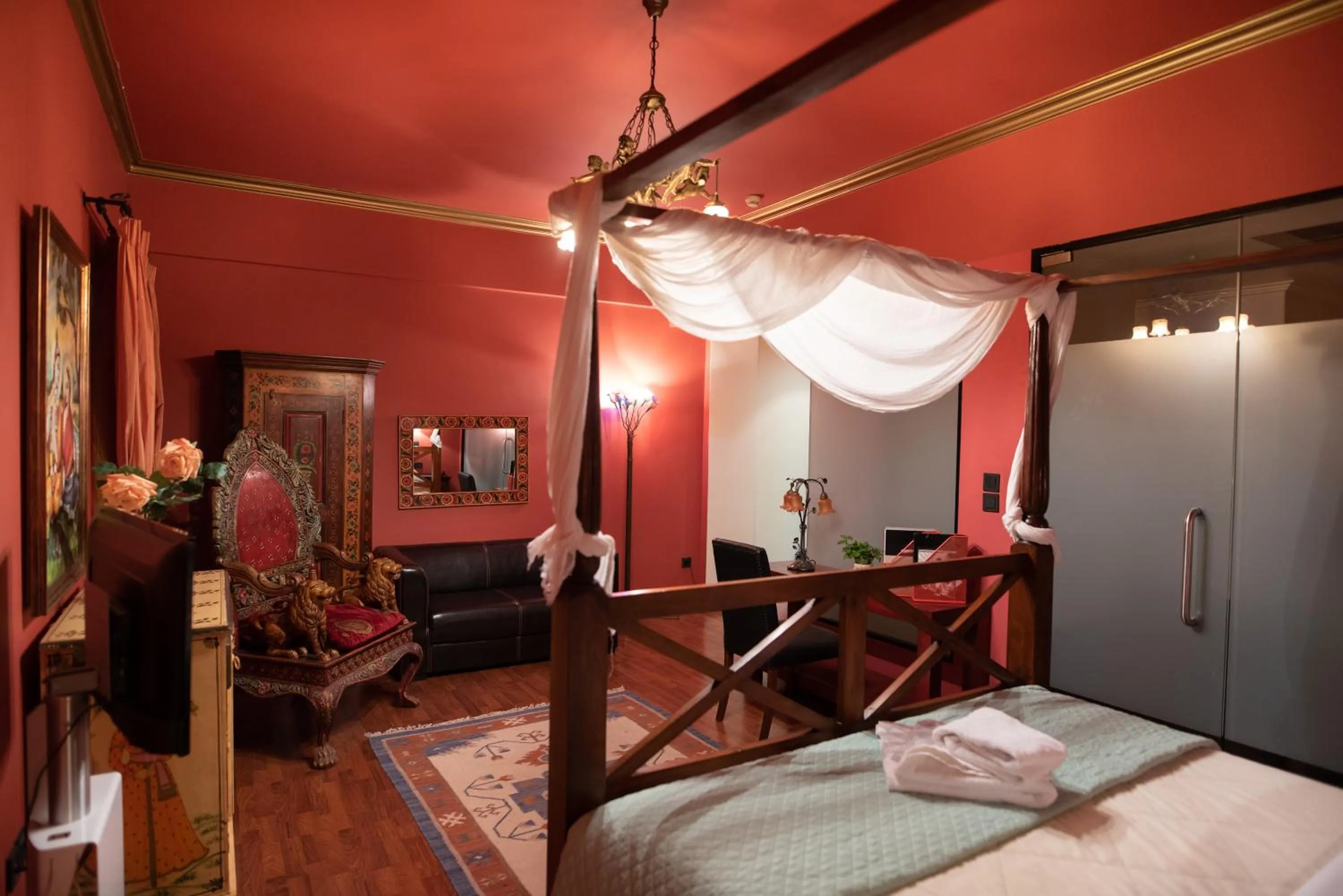 Photo of the whole room, Bed in Anastazia Luxury Suites & Spa