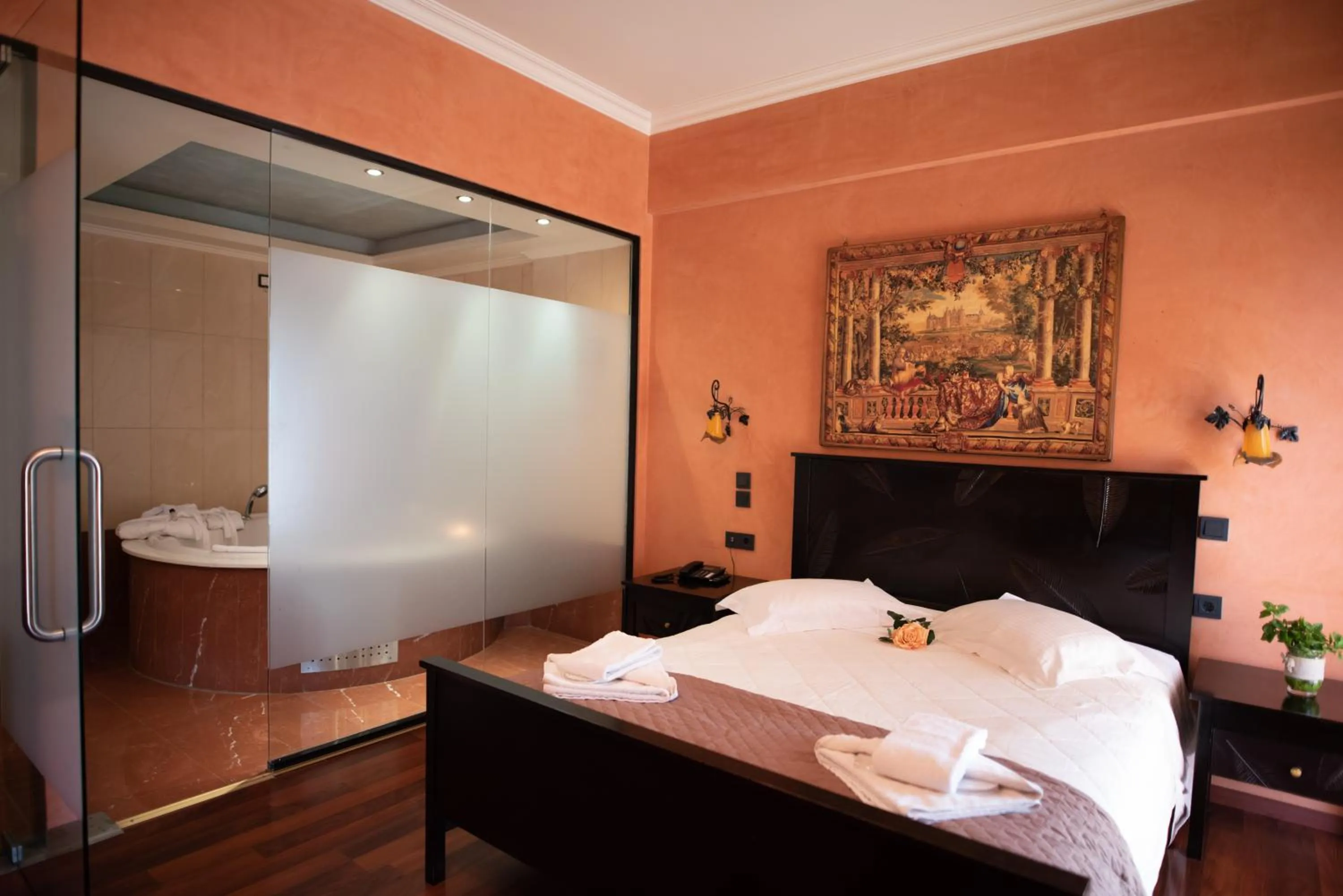 Bedroom, Bed in Anastazia Luxury Suites & Spa