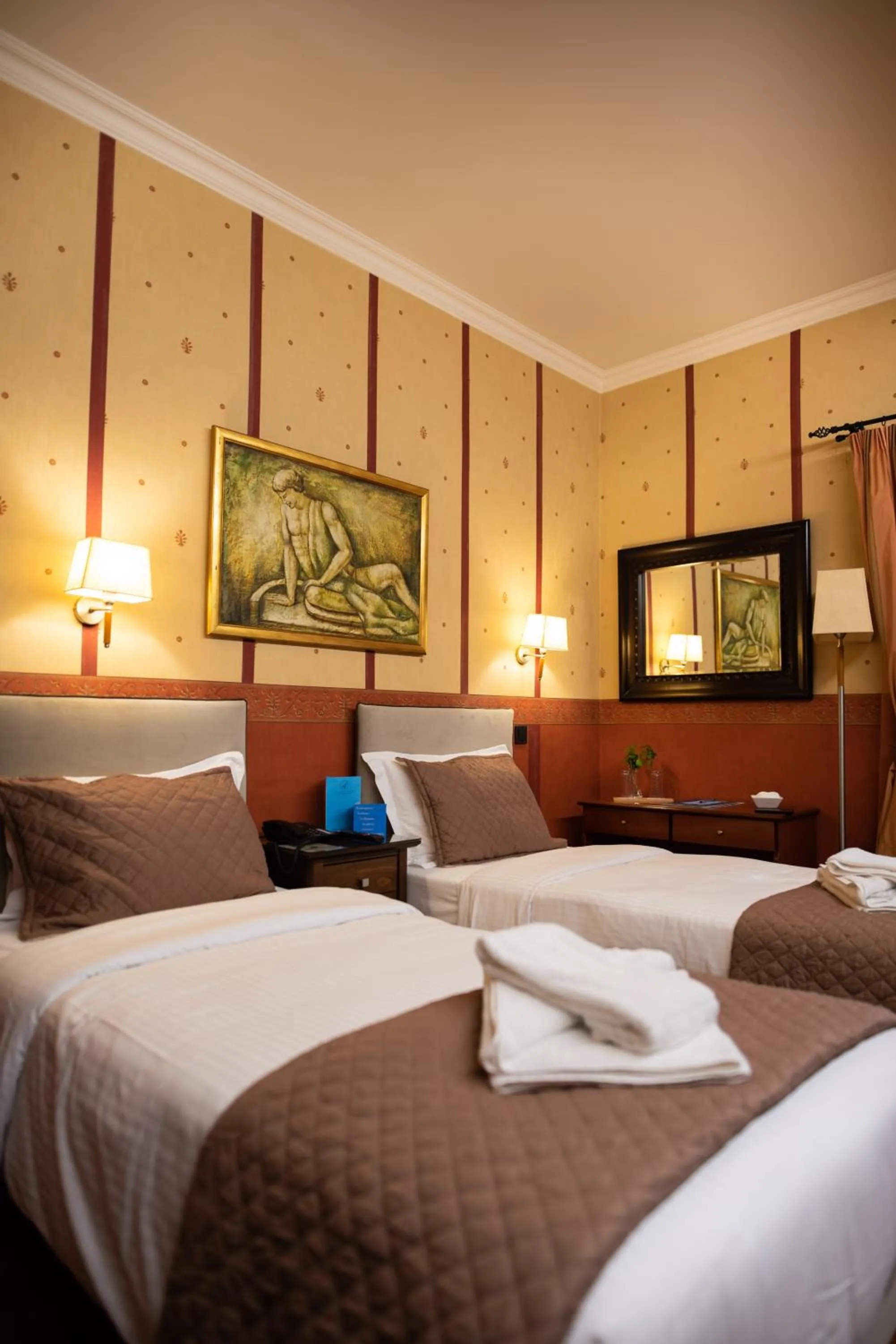 Bed in Anastazia Luxury Suites & Spa