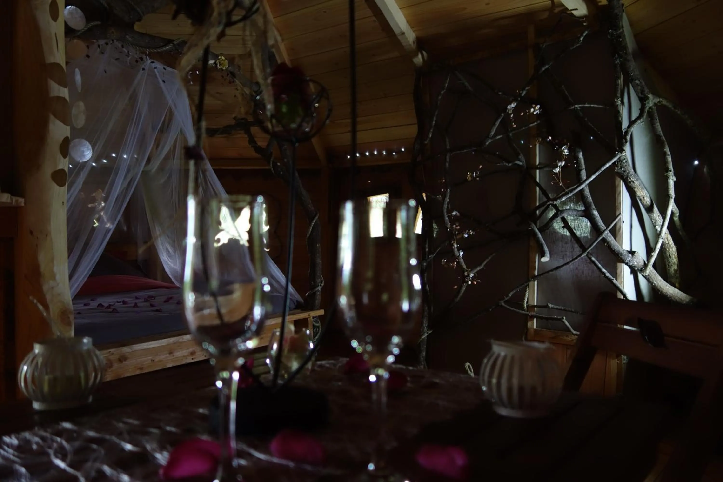 Decorative detail in Les Cabanes De Pyrene