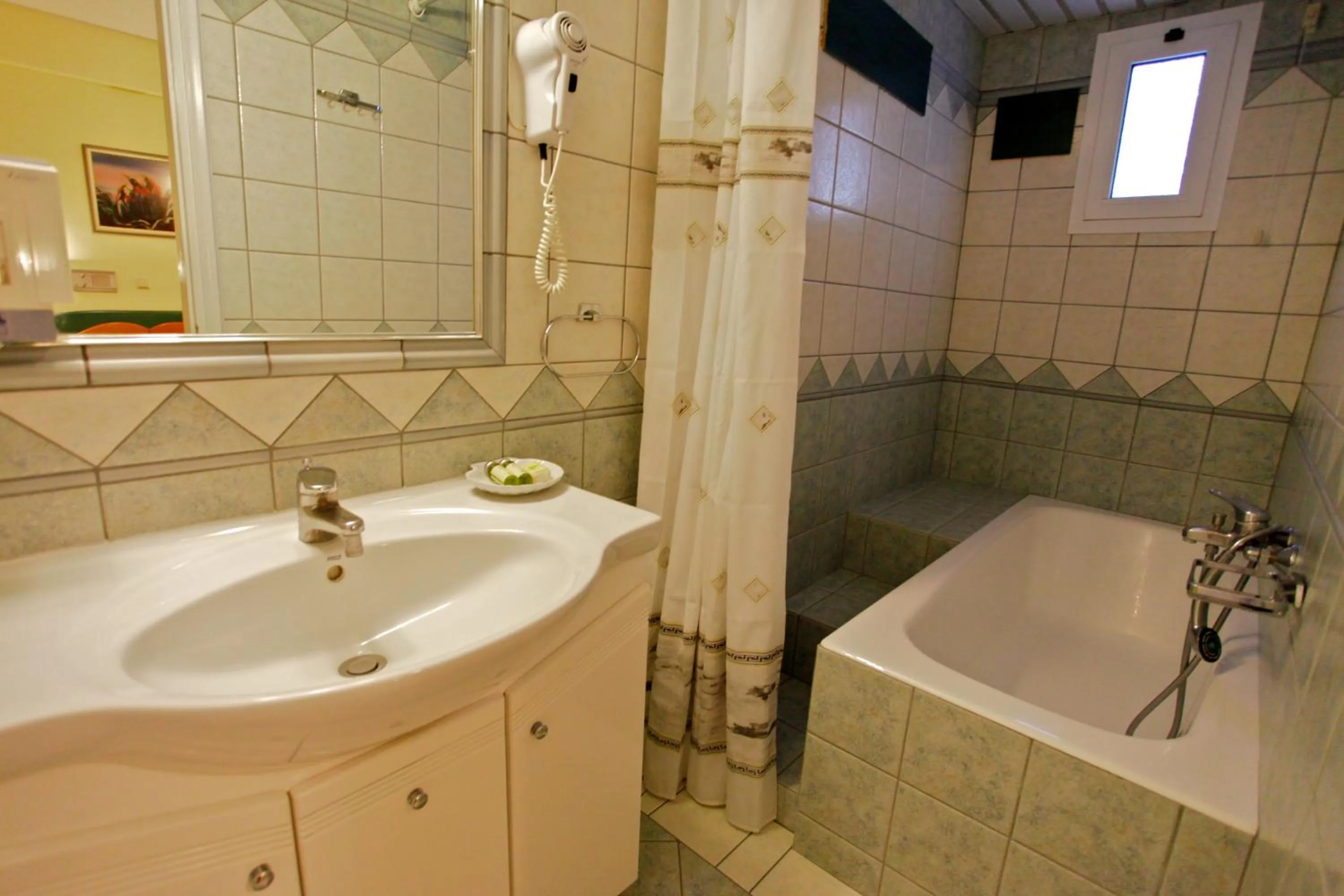 Bathroom in Hotel Odeon