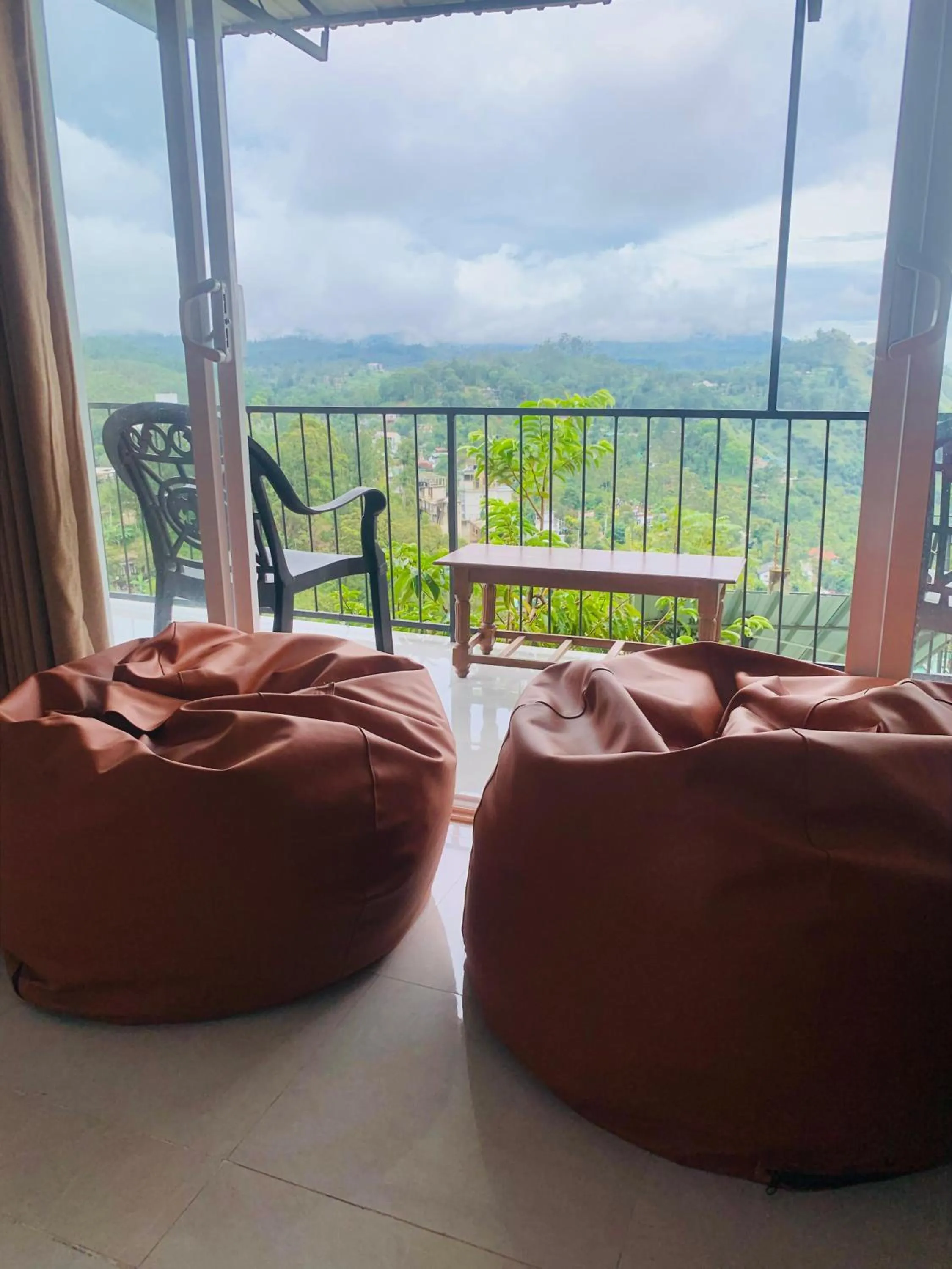 Double Room with Balcony in Maple home stay and cottage