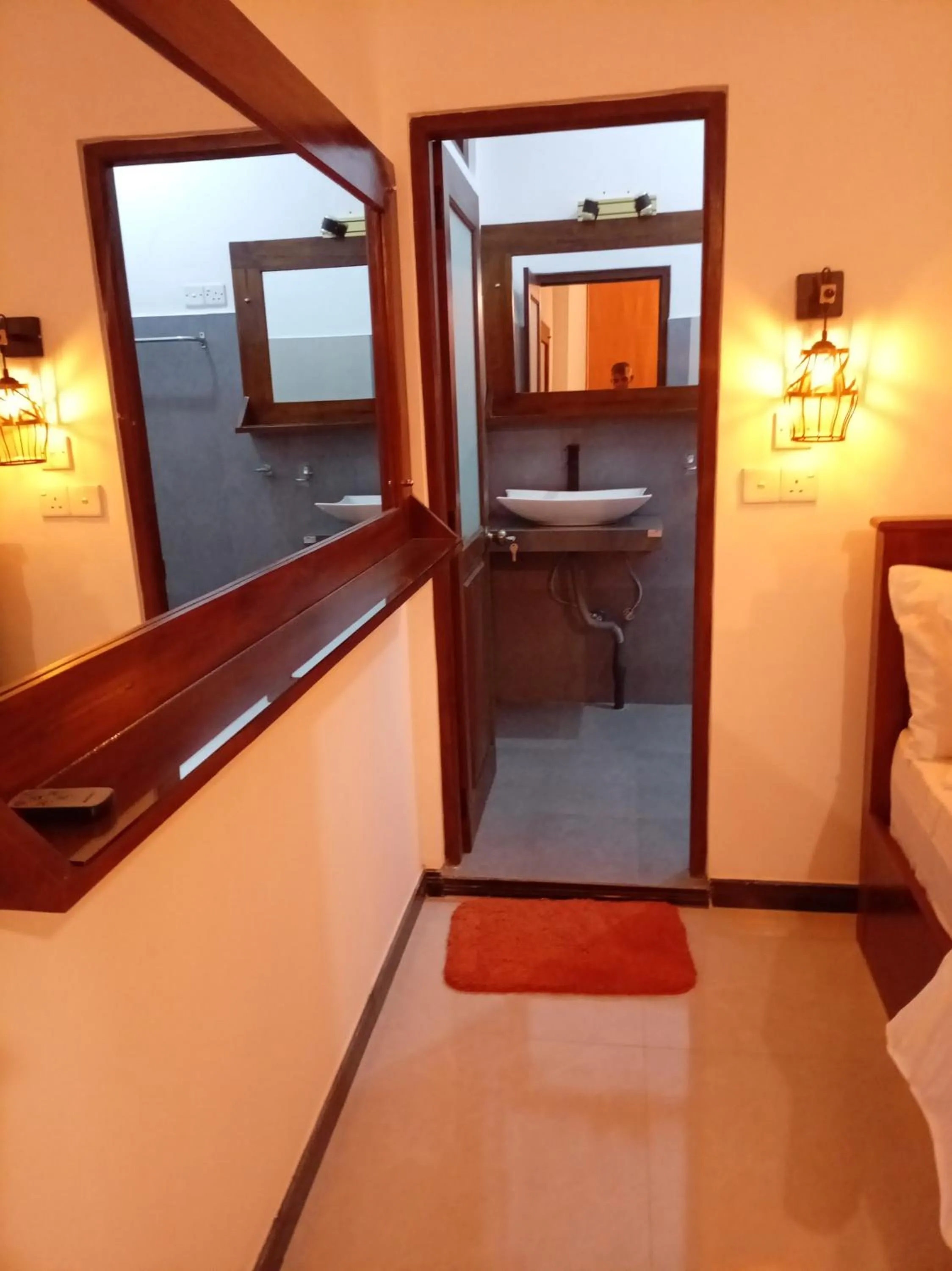 Bed in Maple home stay and cottage