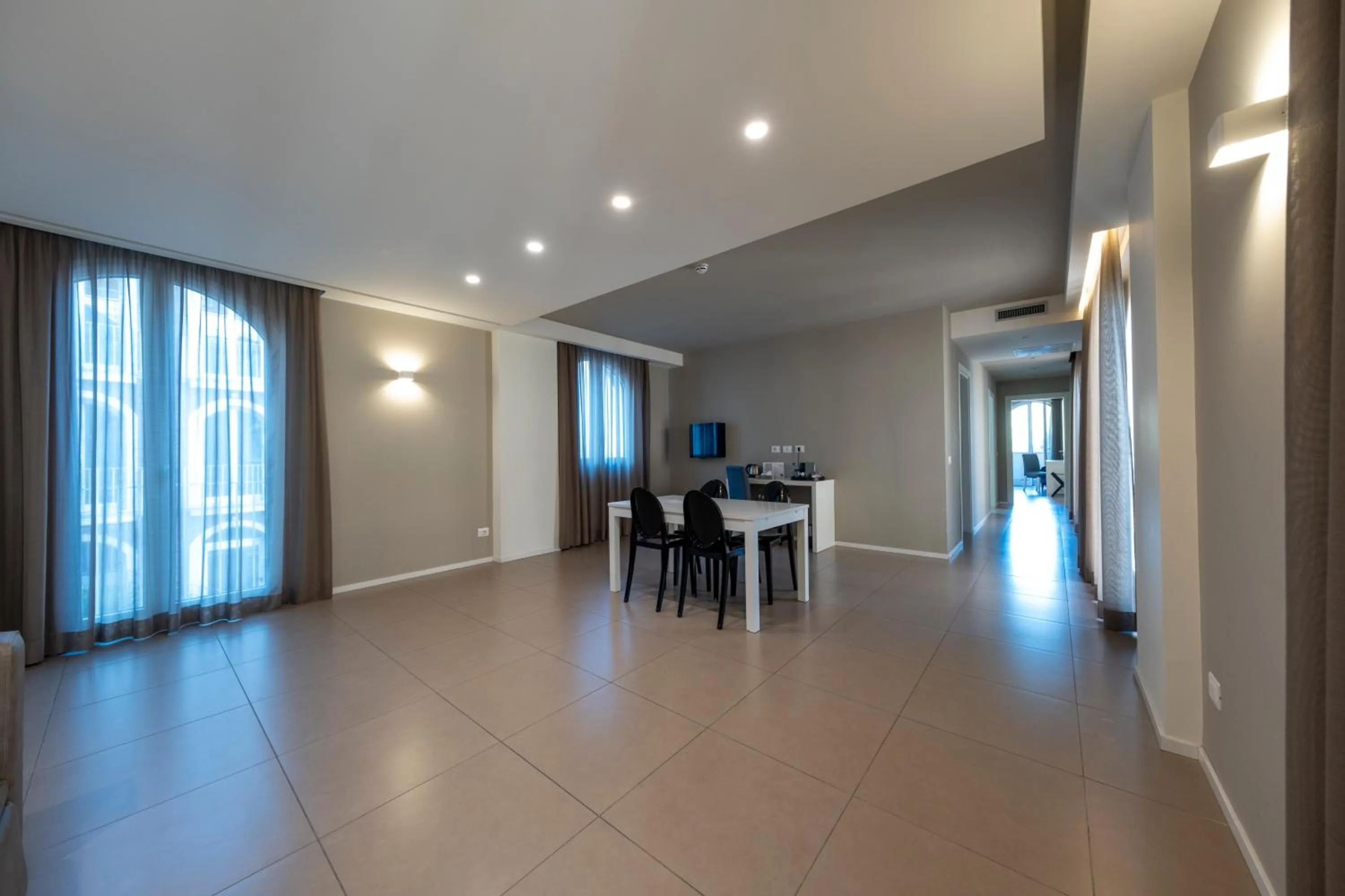 Photo of the whole room in Airone City Hotel