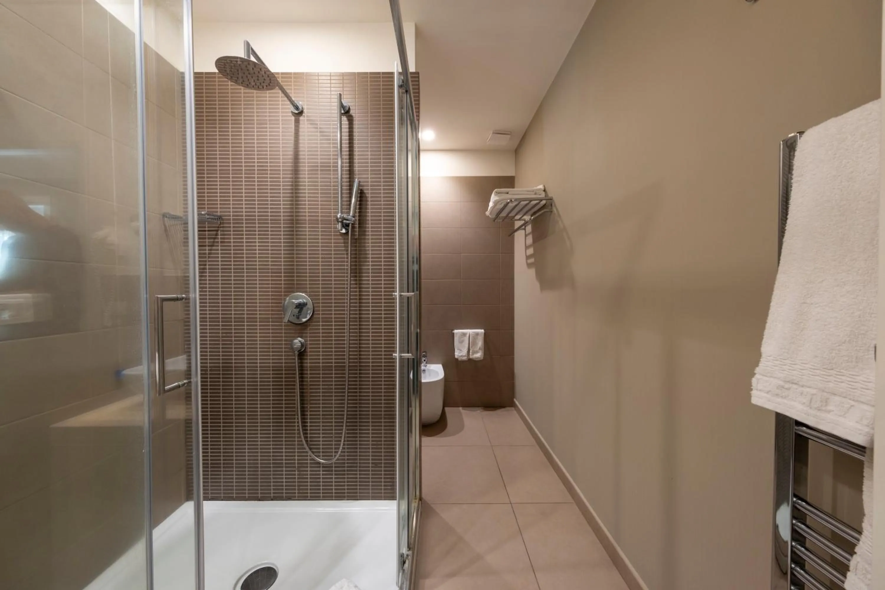 Bathroom in Airone City Hotel