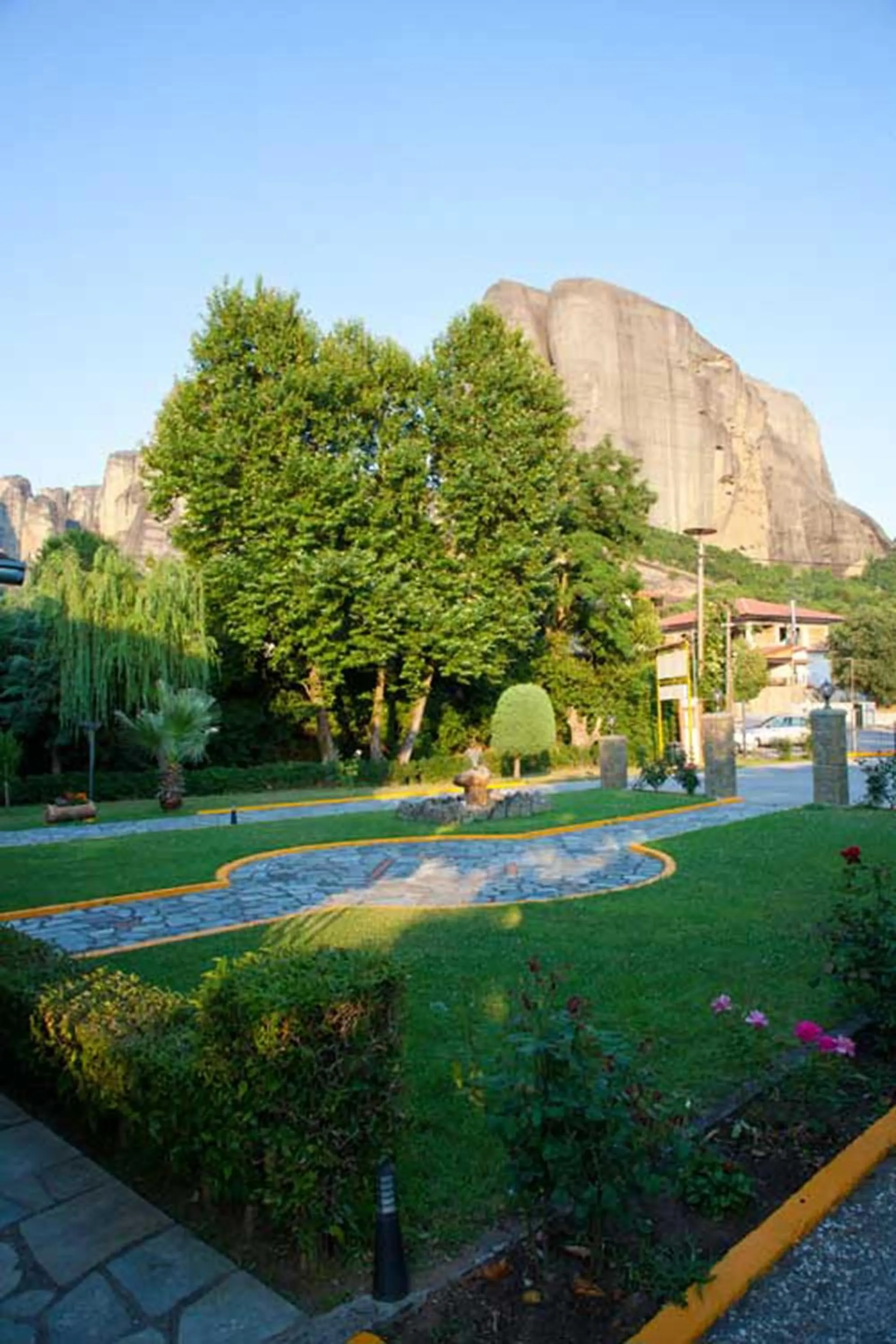 Garden in Spanias Hotel