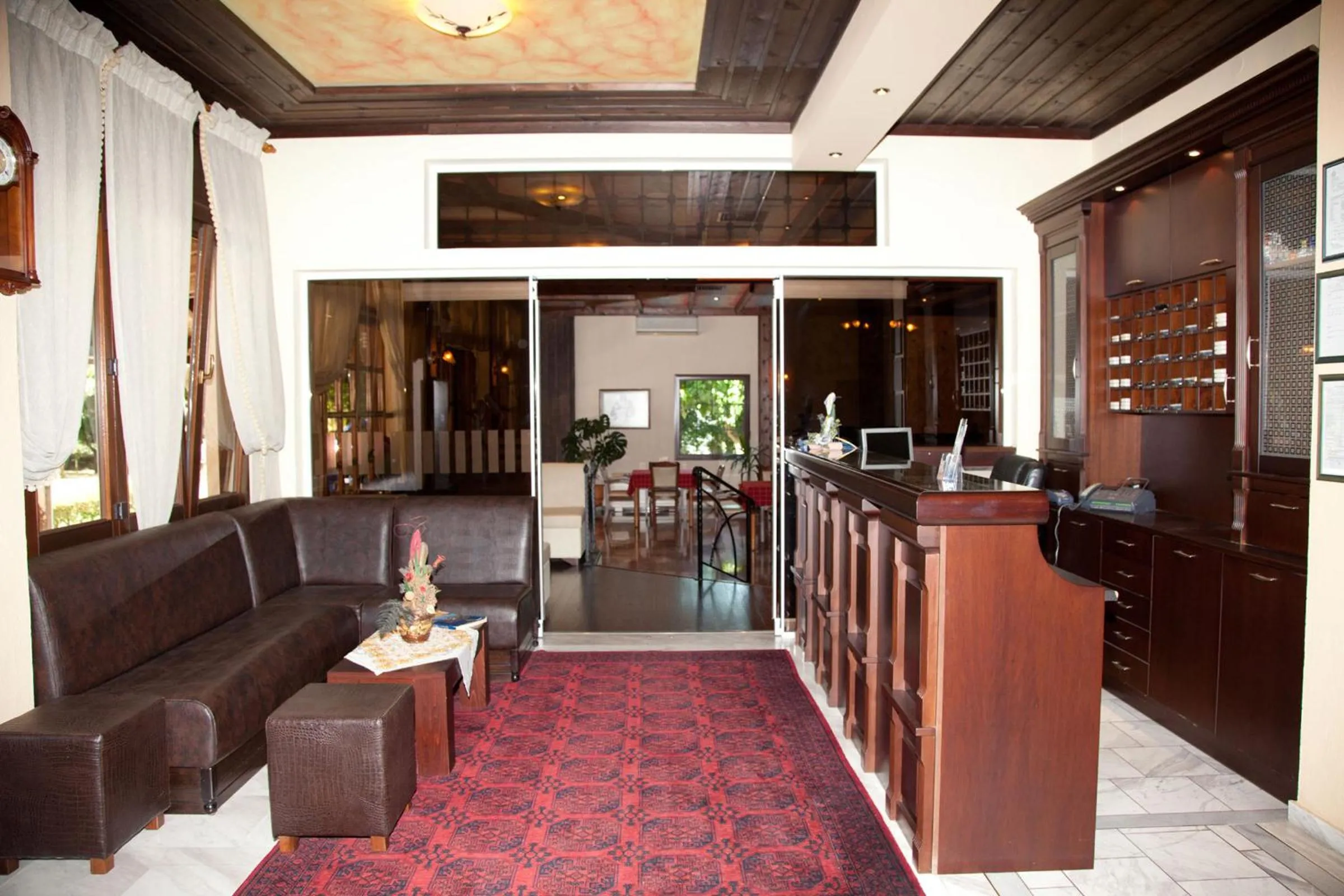 Lobby or reception in Spanias Hotel