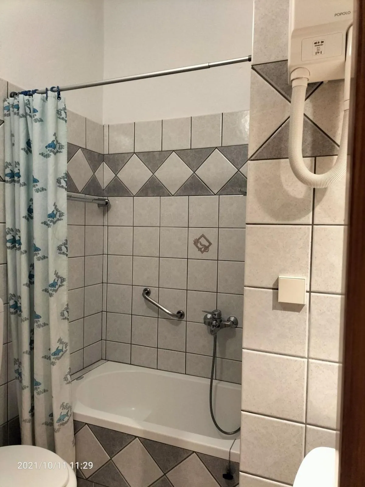 Bathroom in Spanias Hotel