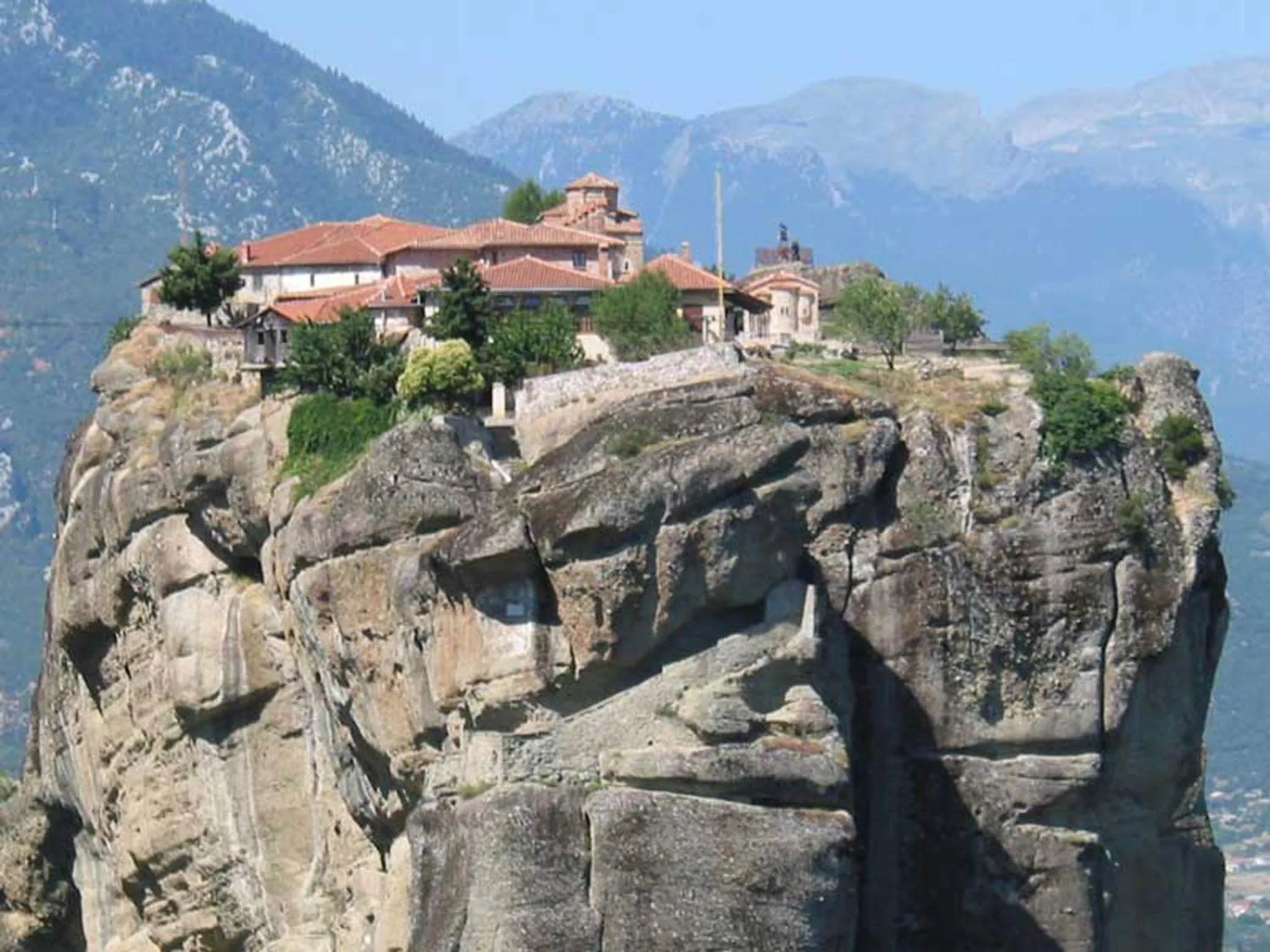 Nearby landmark in Spanias Hotel