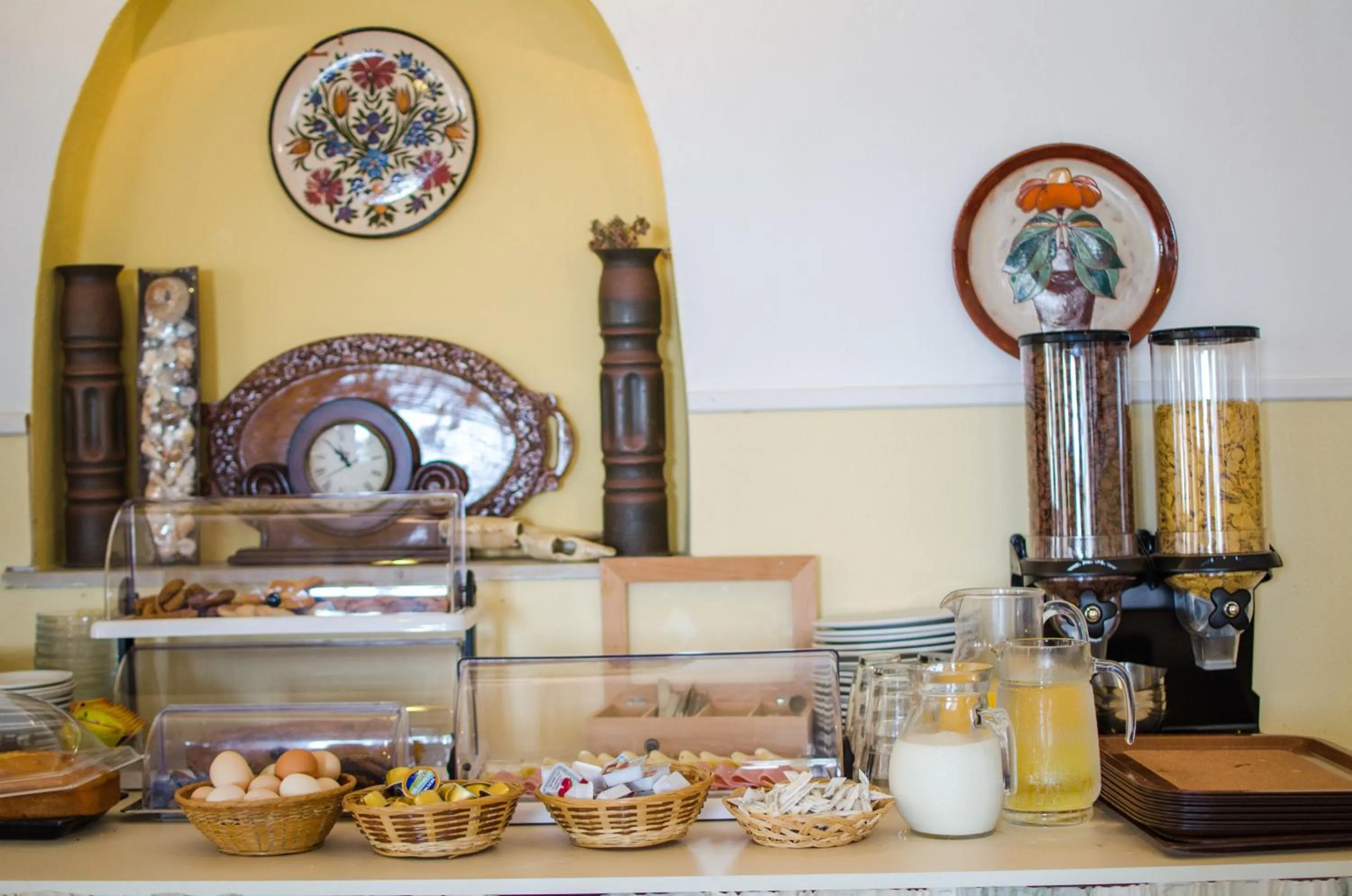 Breakfast in Mare Monte