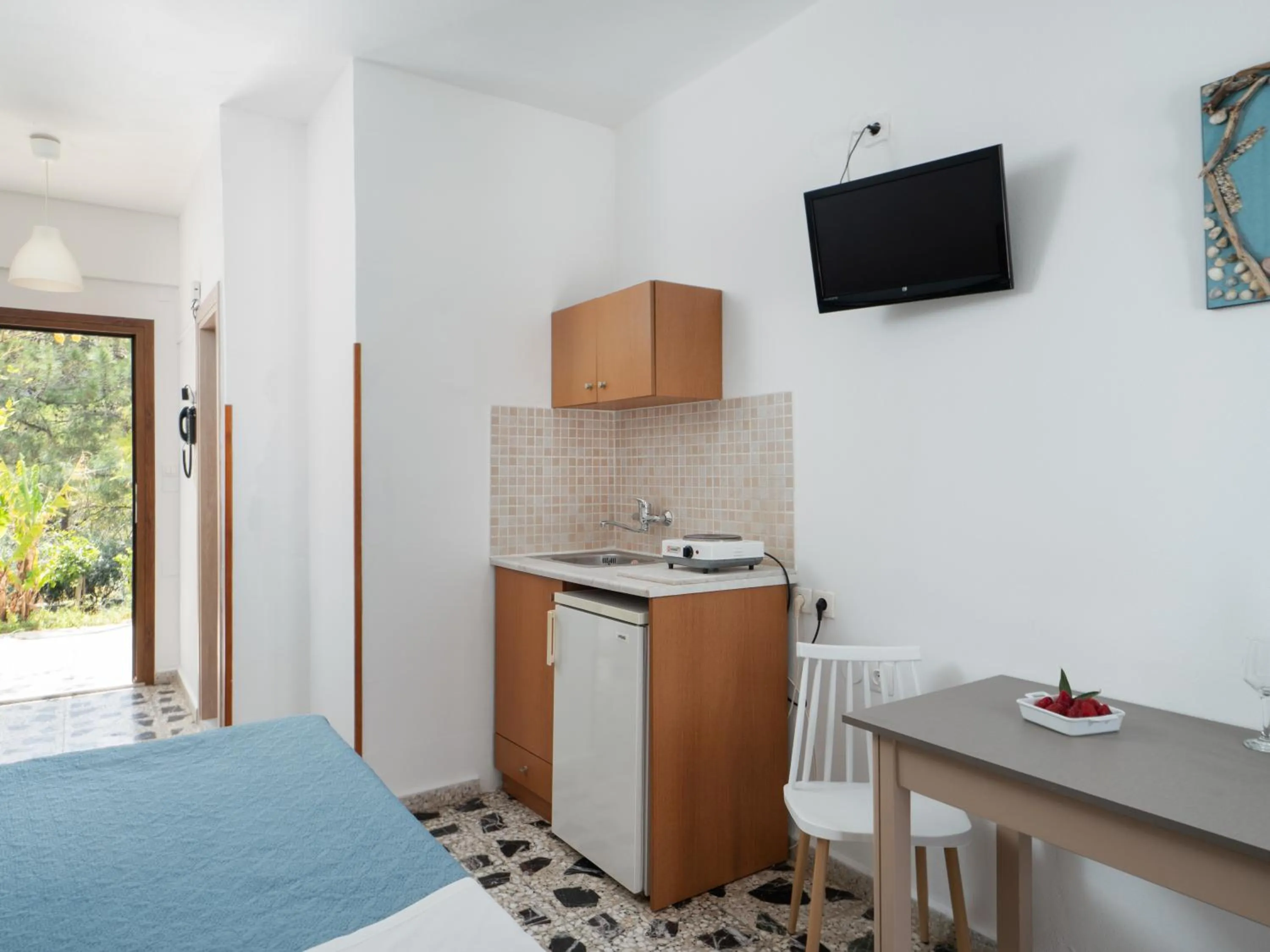 Bed in Spiros-Soula Family Hotel & Apartments