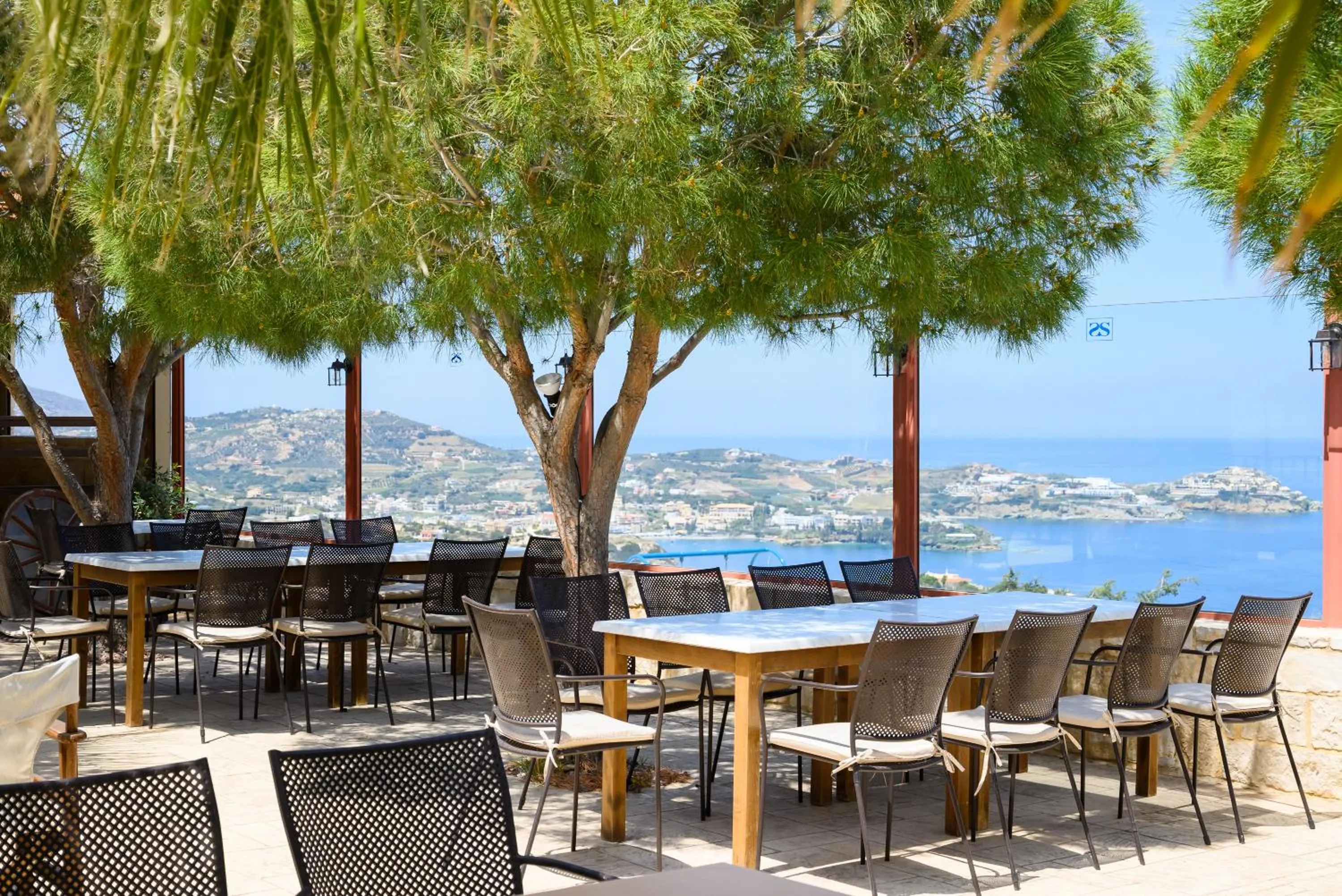 Spiros-Soula Family Hotel & Apartments