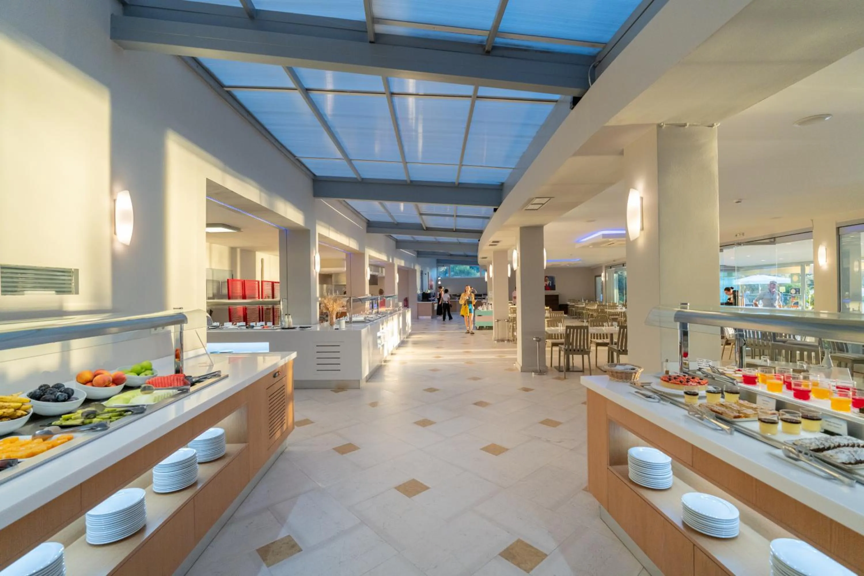 Restaurant/places to eat in Porto Galini Seaside Resort & Spa