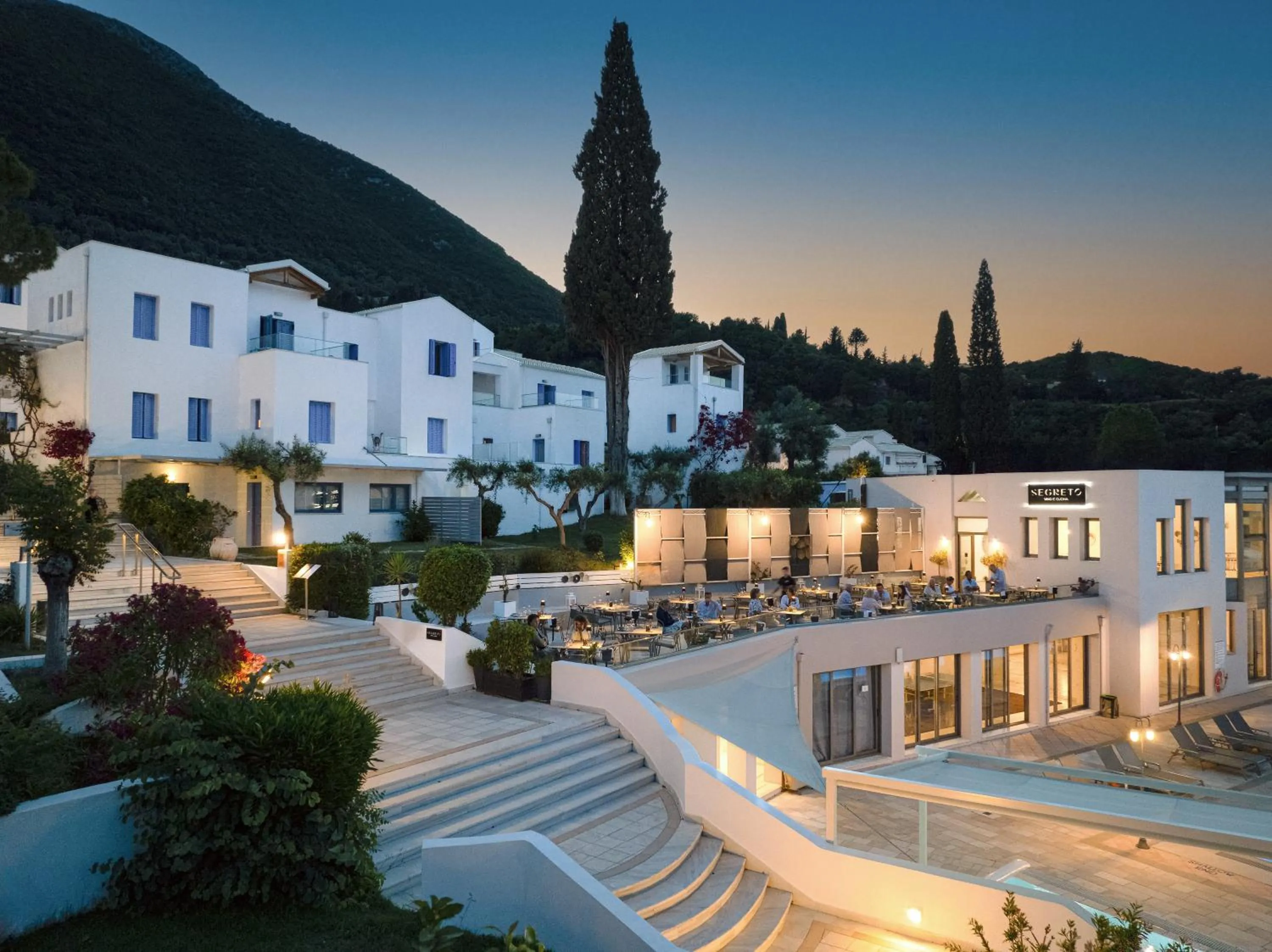 Porto Galini Seaside Resort & Spa