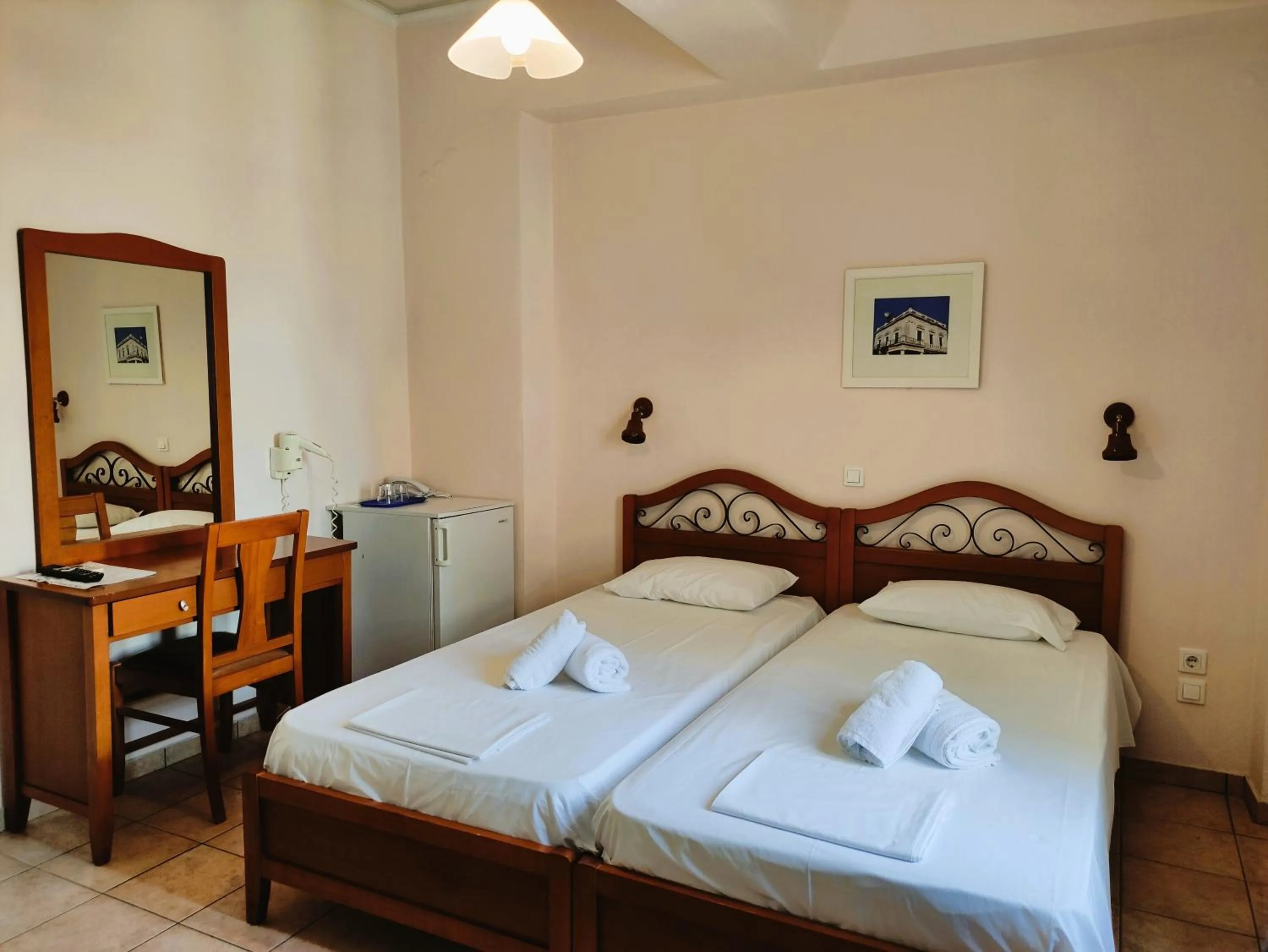 Photo of the whole room, Bed in A Hotel Faros