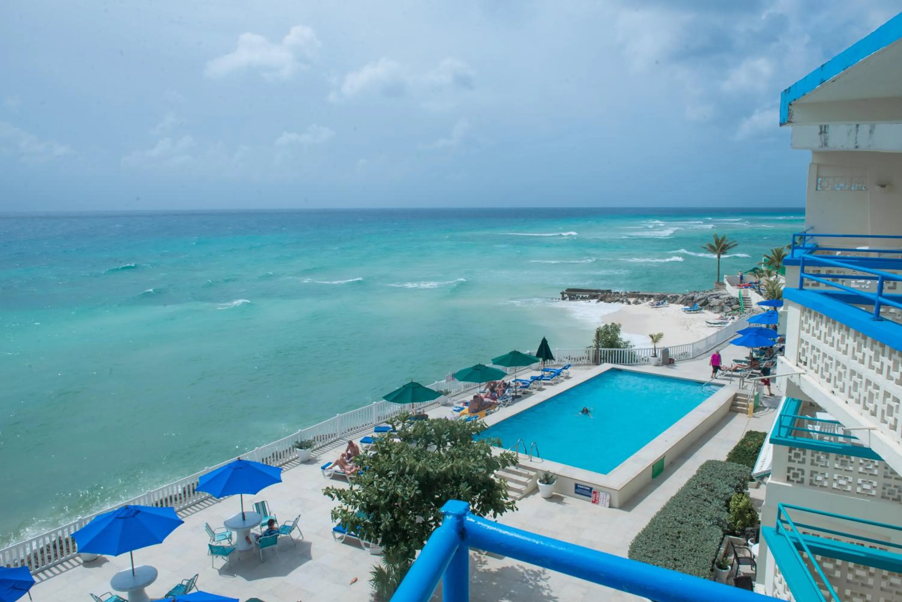 Swimming pool in Rostrevor Hotel