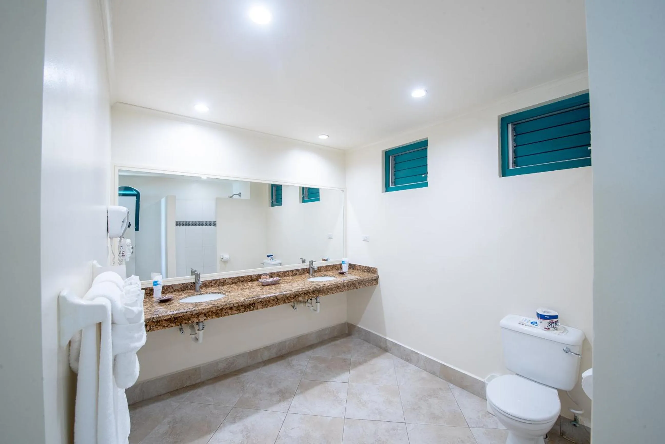 Bathroom in Rostrevor Hotel