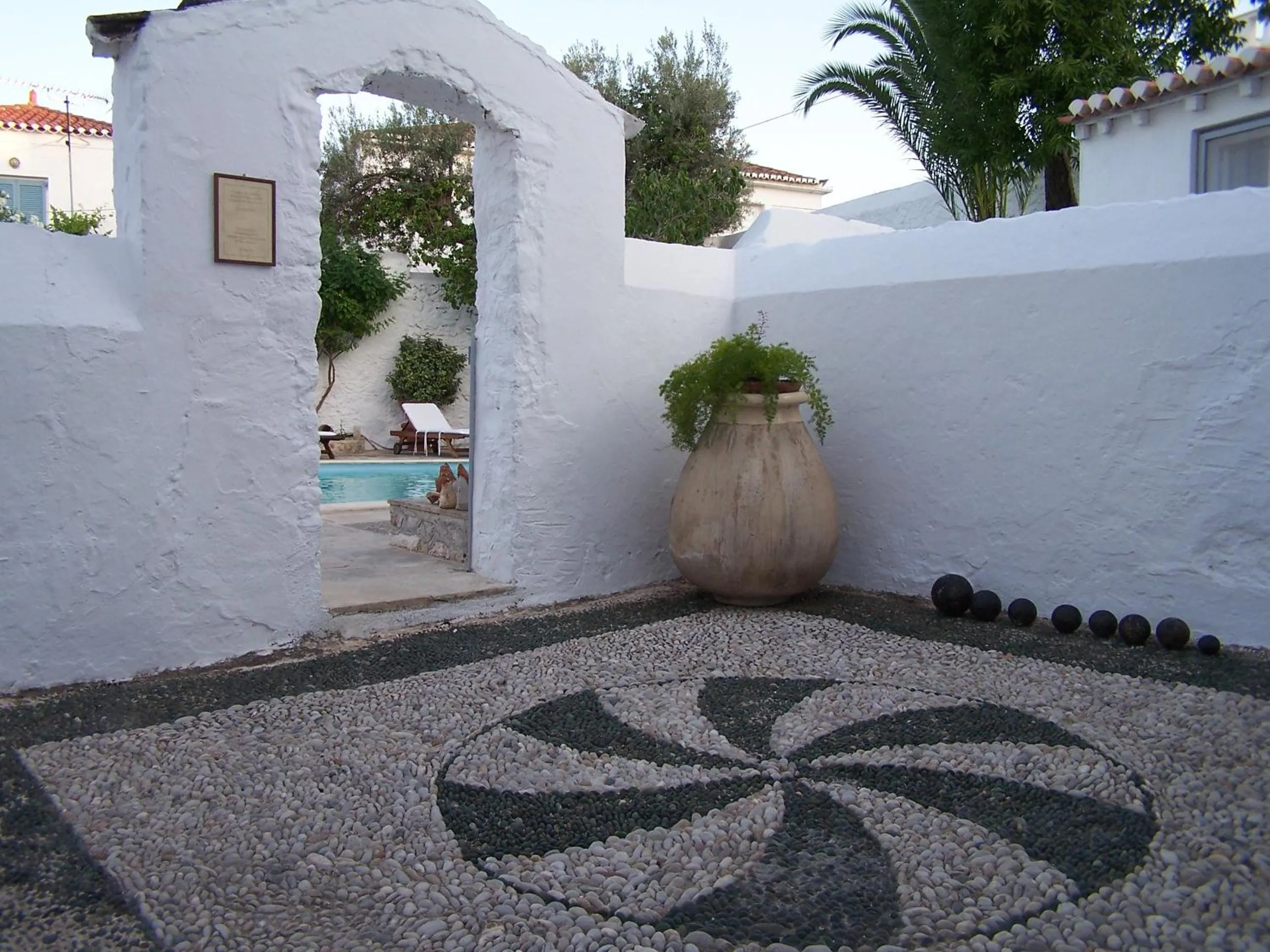 Facade/entrance in Economou Mansion