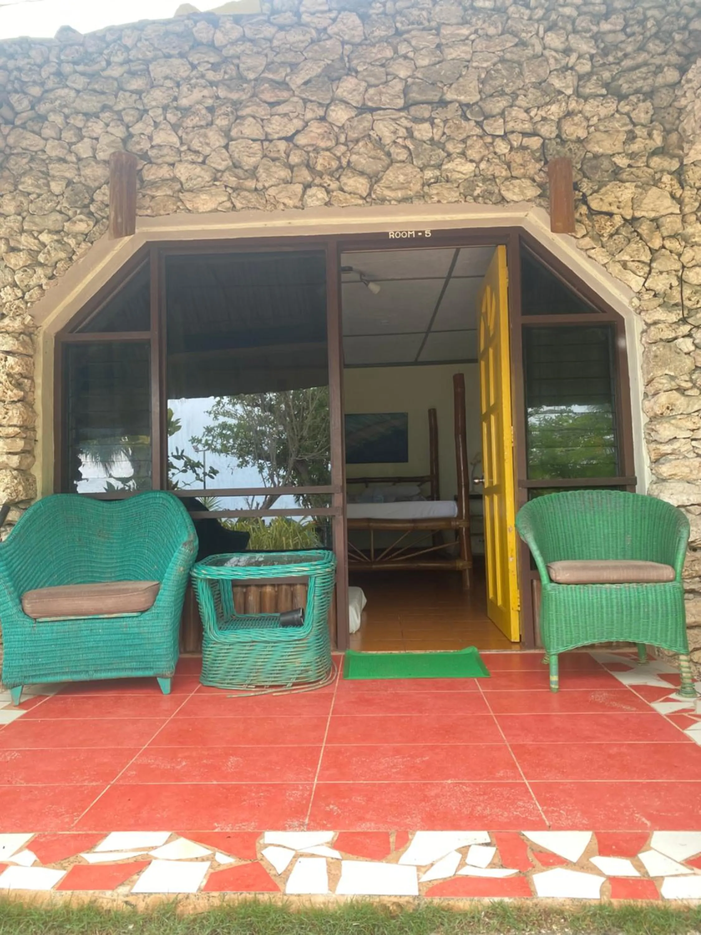 Ravenala Beach Bungalows