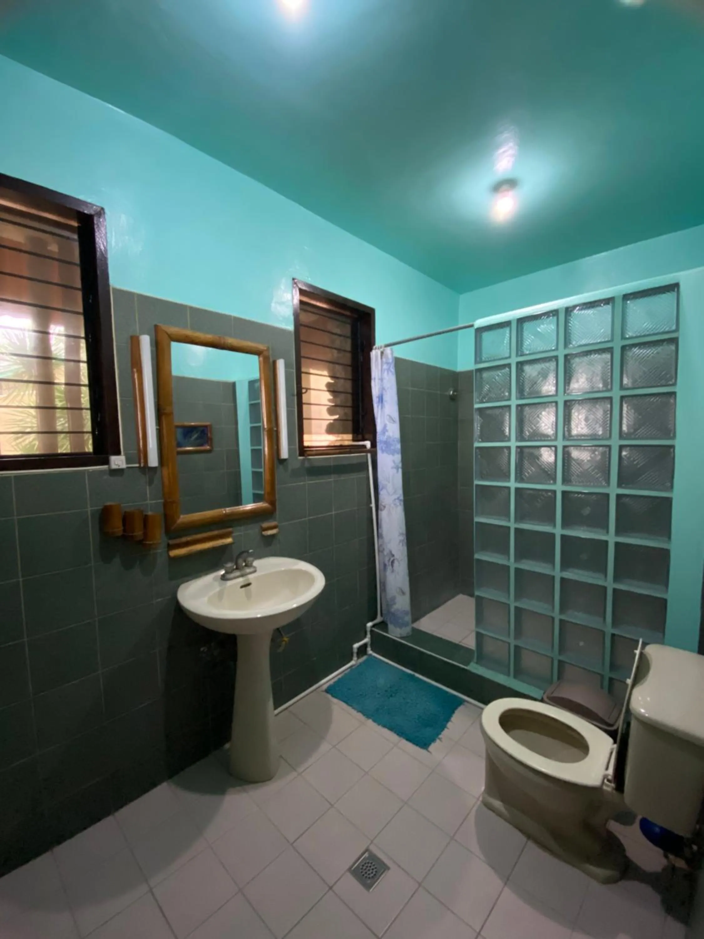 Ravenala Beach Bungalows