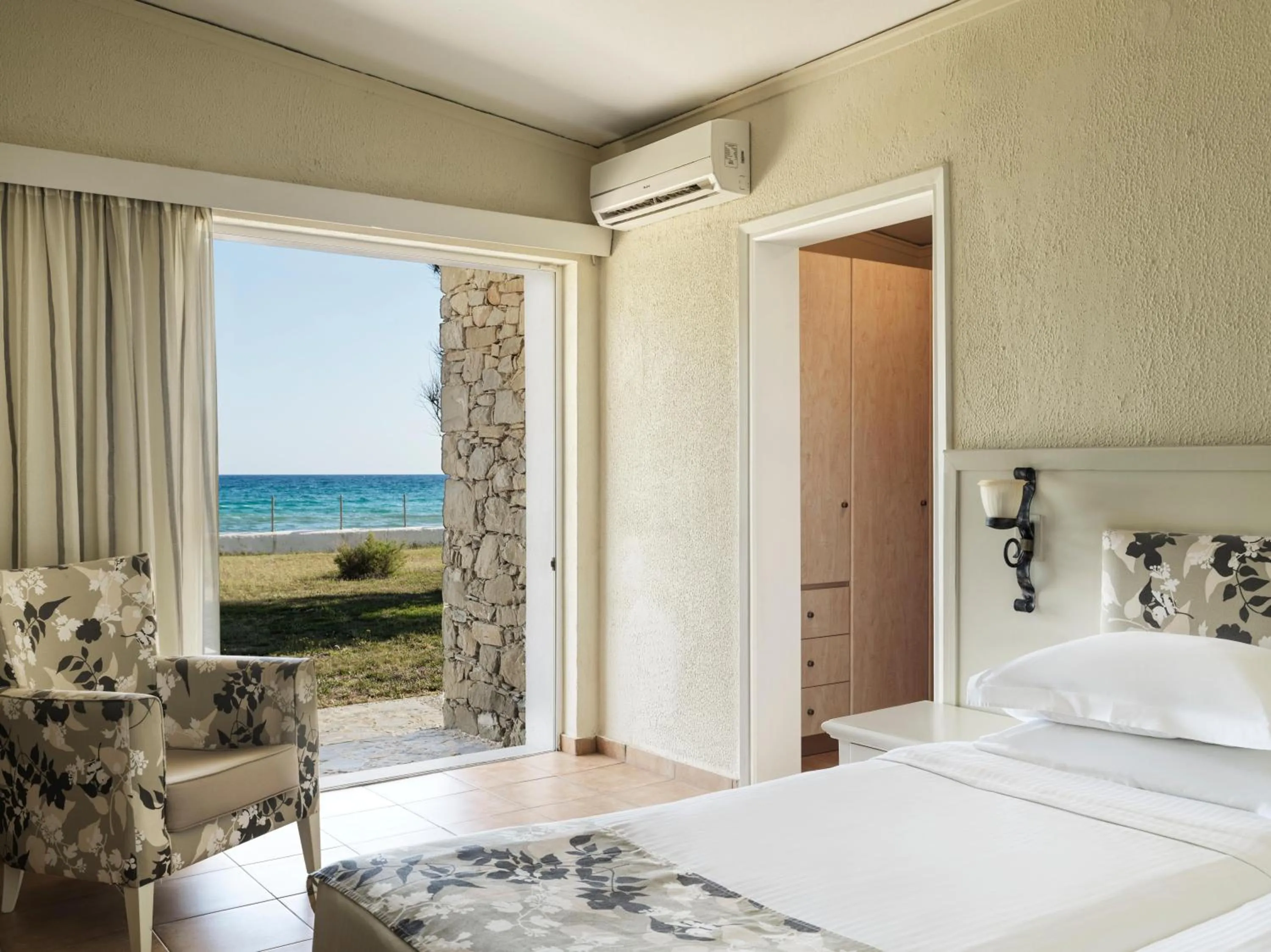 Bathroom, Bed in Civitel Creta Beach