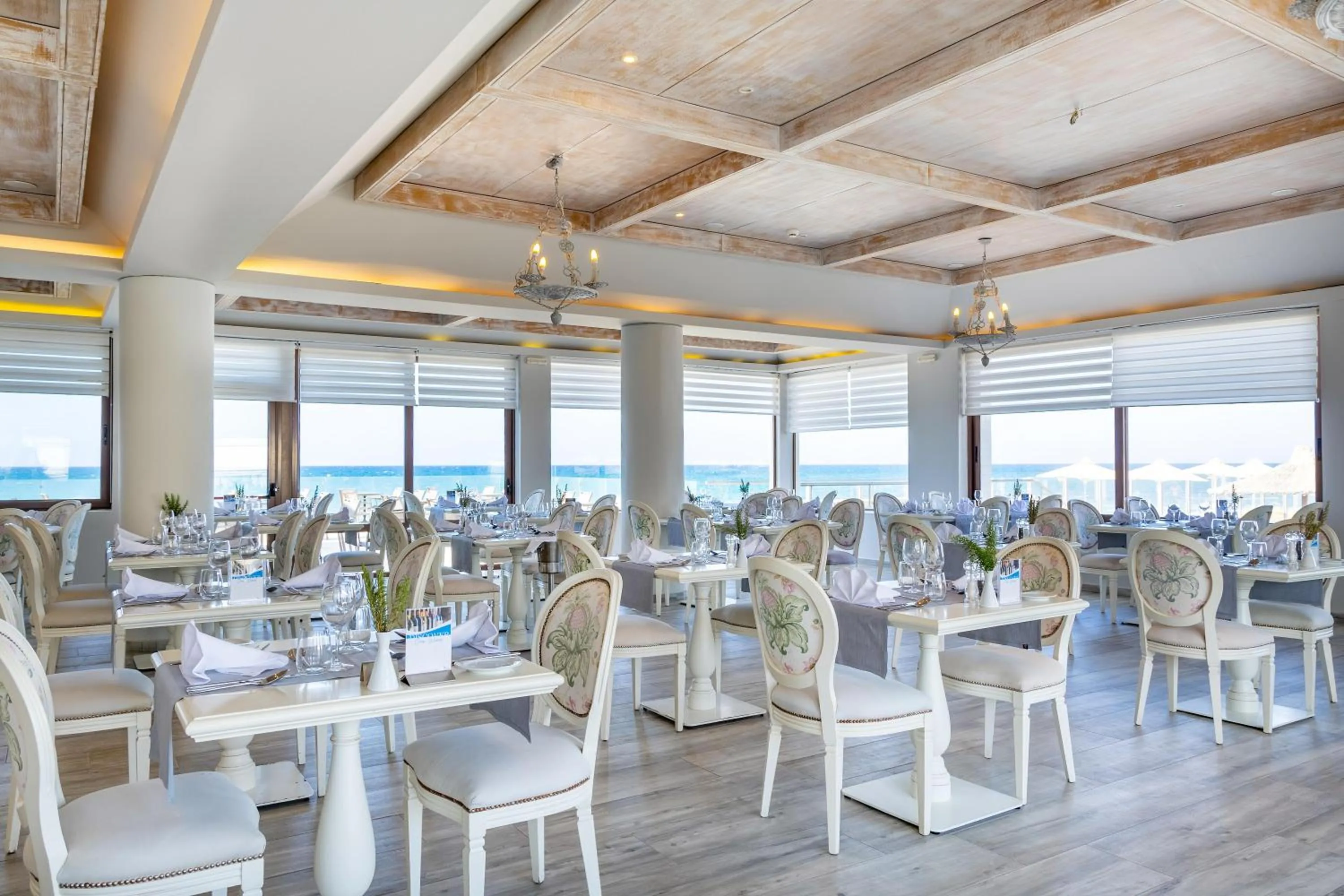 Restaurant/places to eat in Civitel Creta Beach