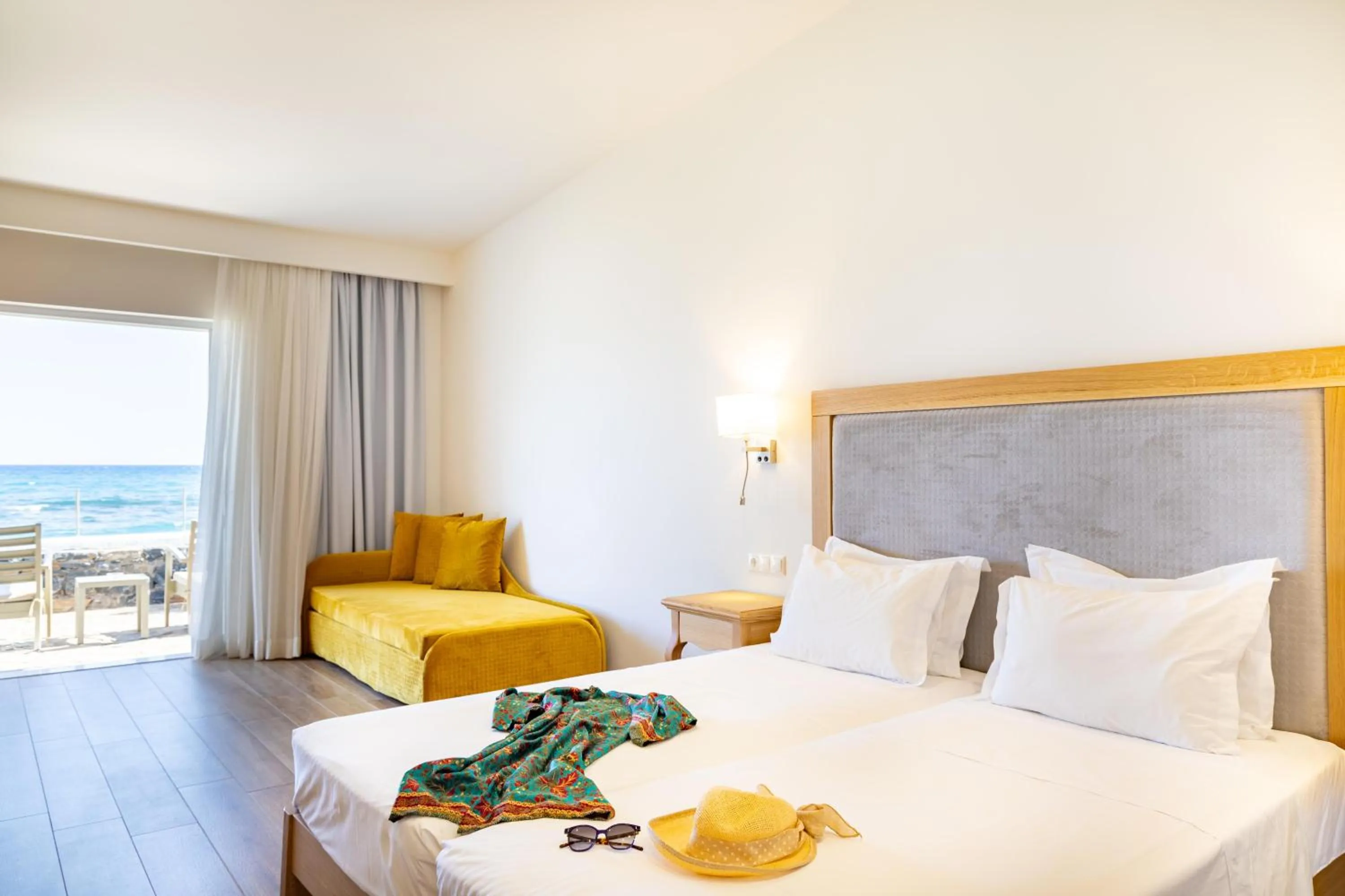 Photo of the whole room, Bed in Civitel Creta Beach