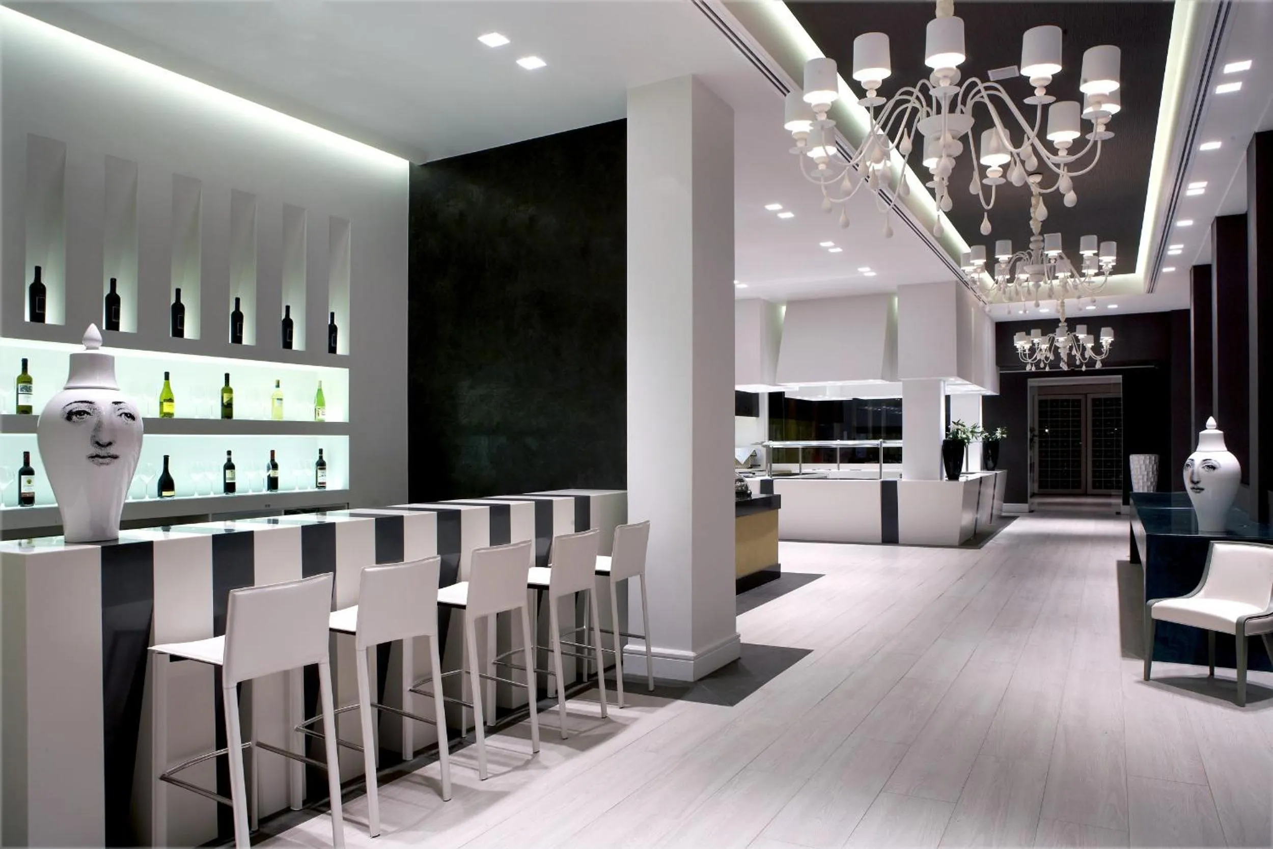 Lounge or bar in Pelagos Suites Hotel & Spa