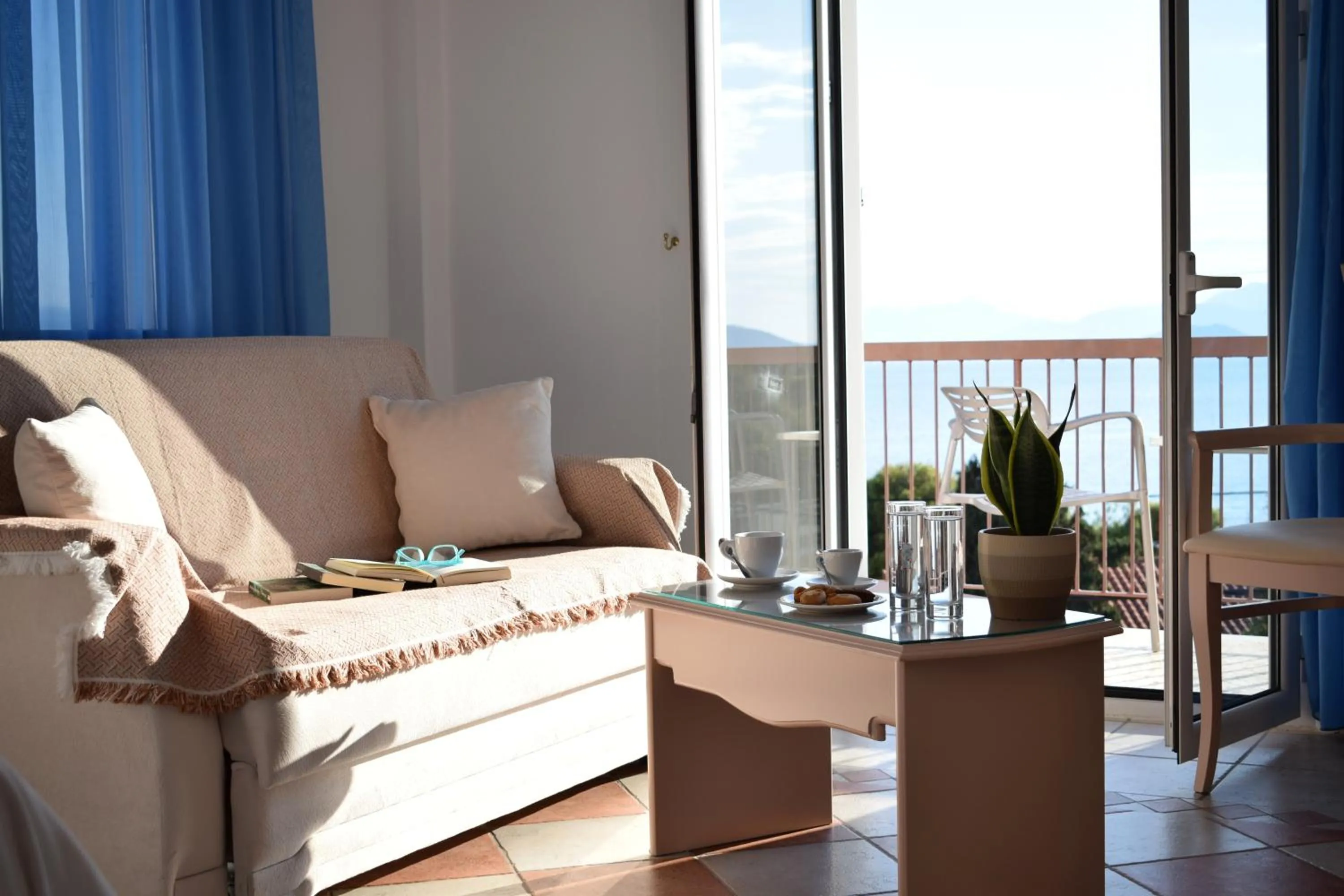 Hotel Klonos - Kyriakos Klonos