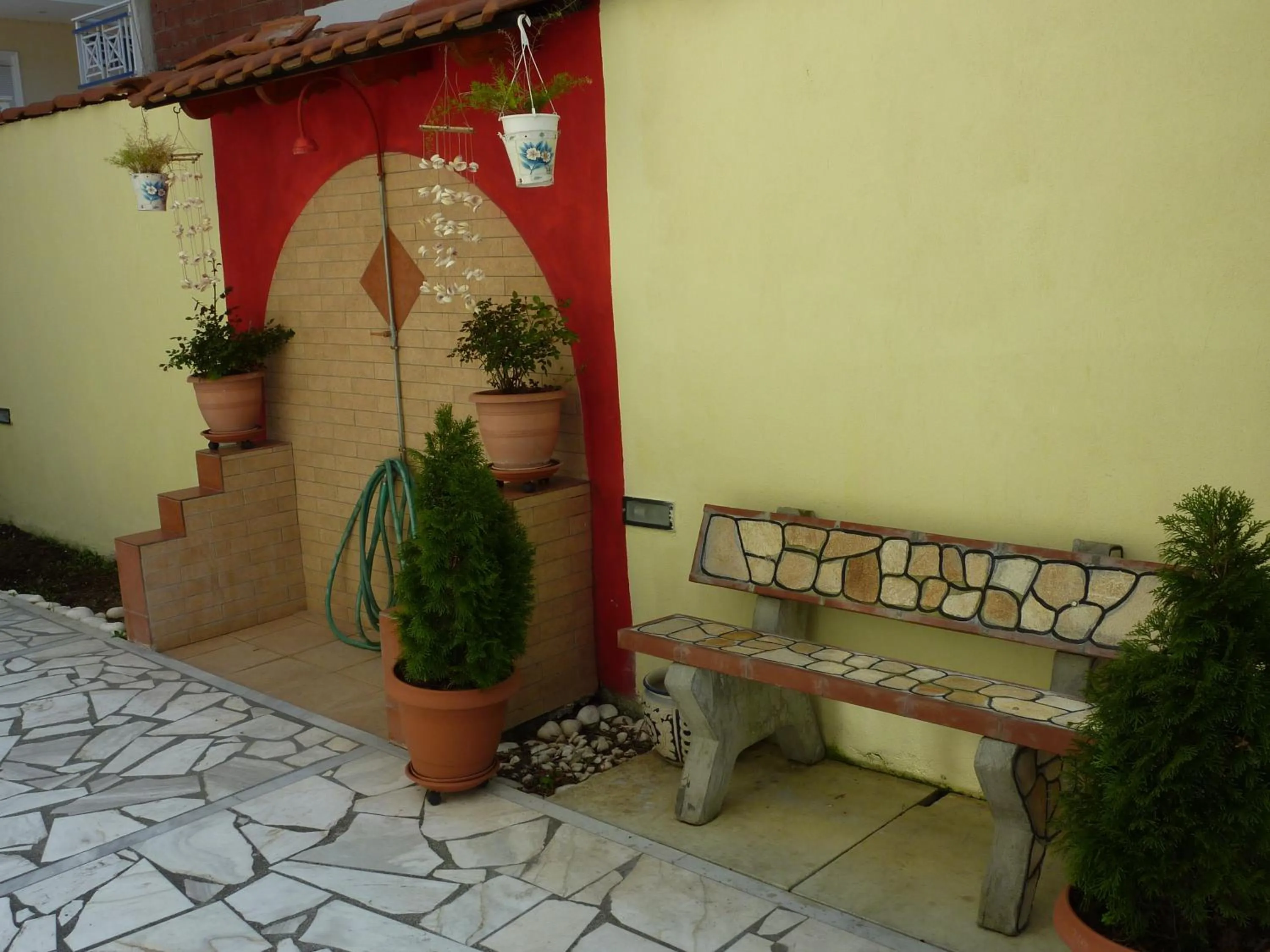 Patio in Hotel White Rose Beach