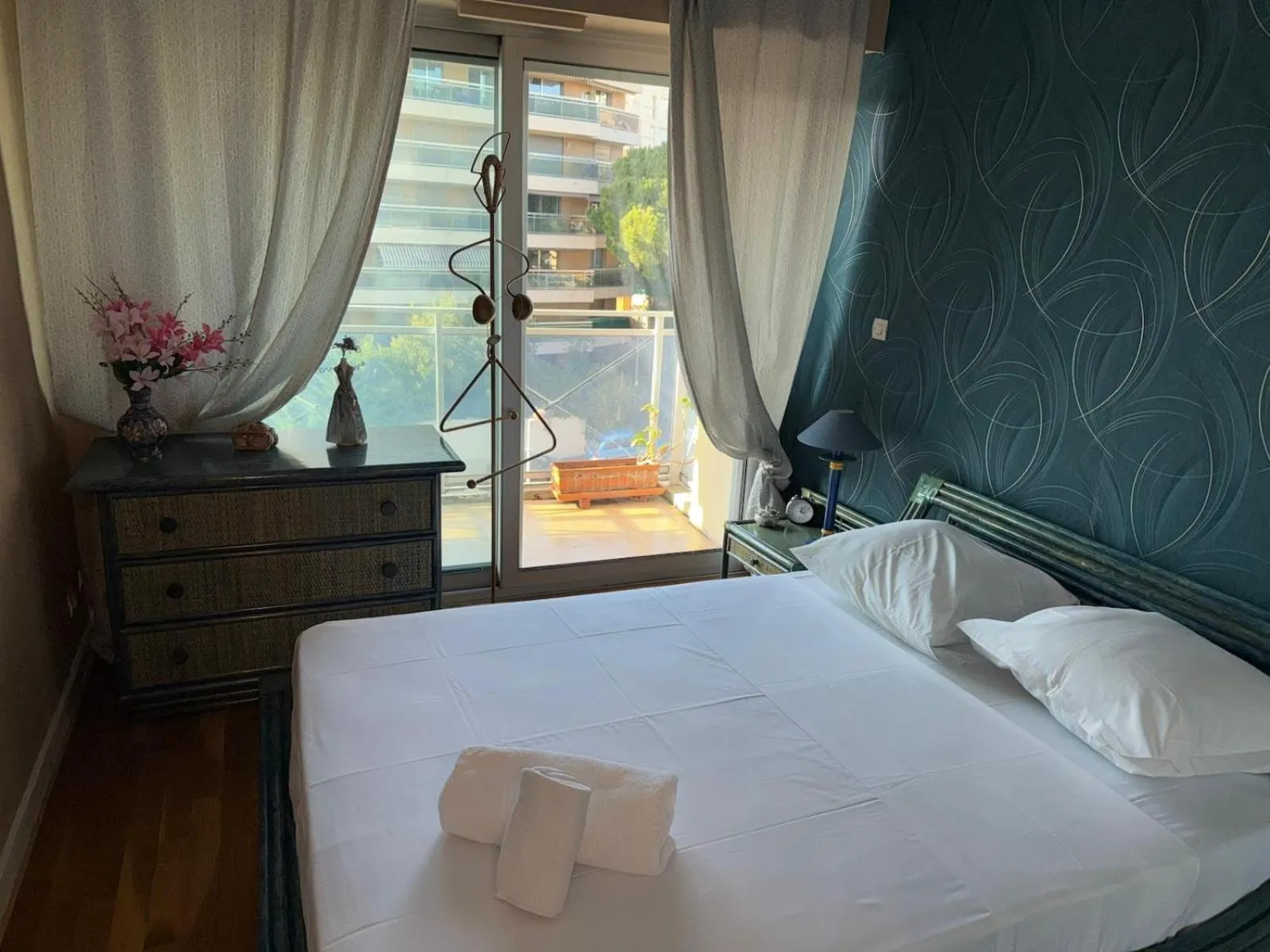 Bedroom, Bed in Villa Rimbaud