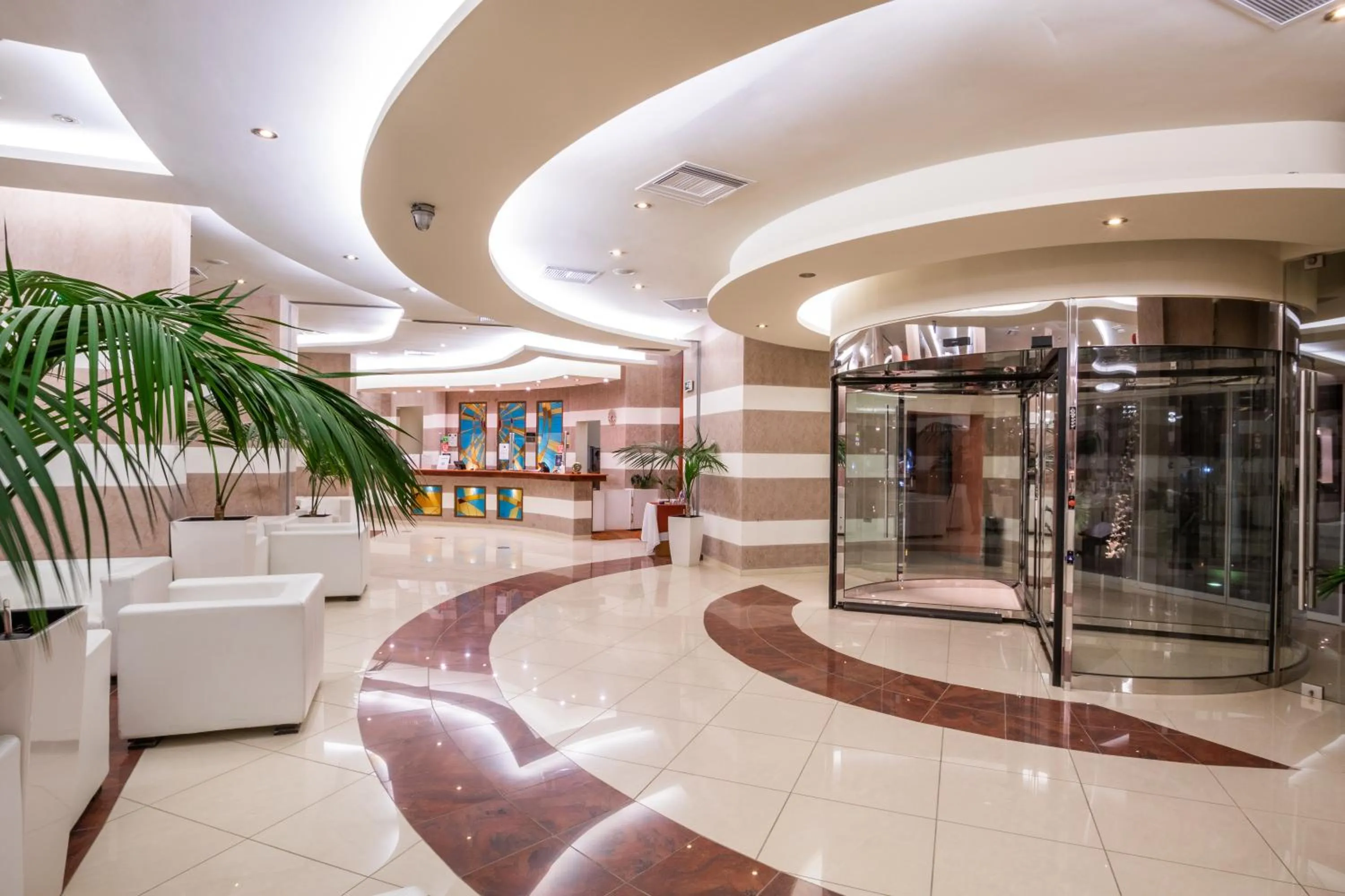 Facade/entrance in Konstantinos Palace