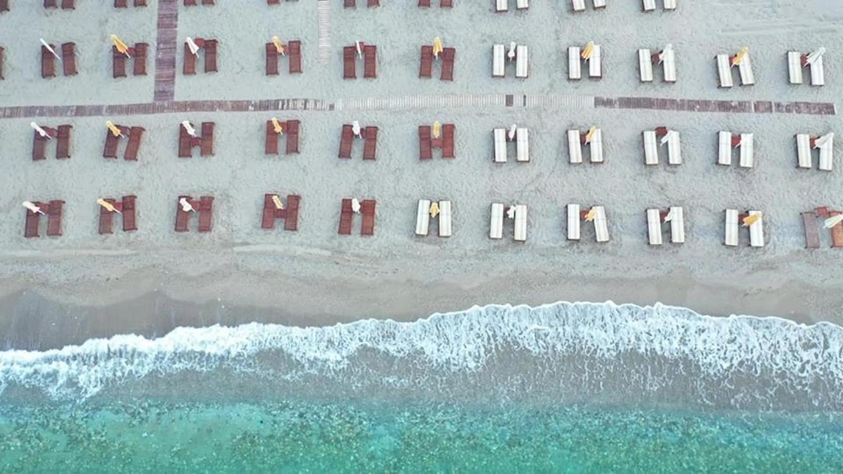 Beach in Konstantinos Palace