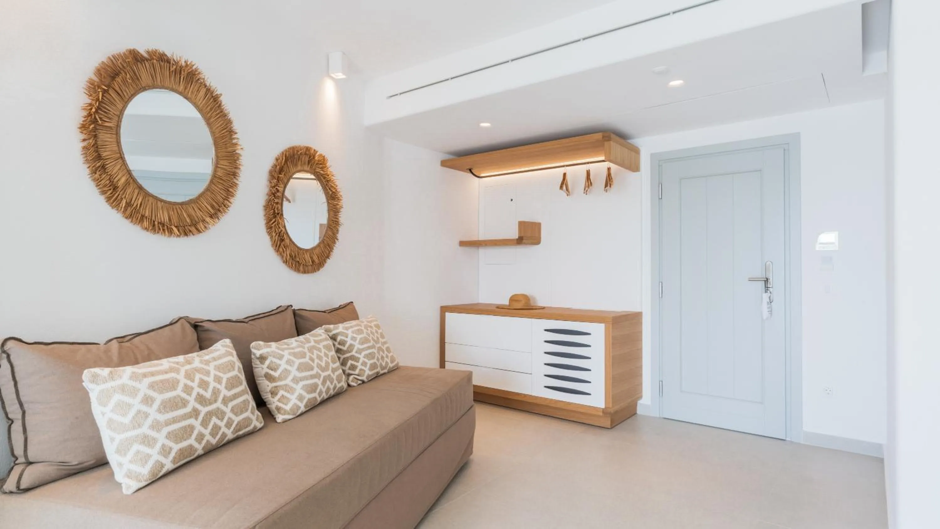 Seating area, Bed in Manoula's Beach Mykonos Resort