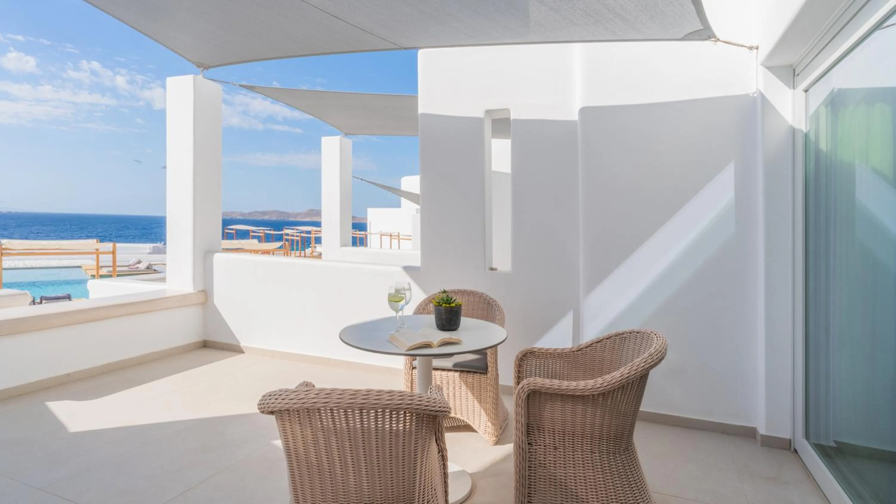 Day in Manoula's Beach Mykonos Resort