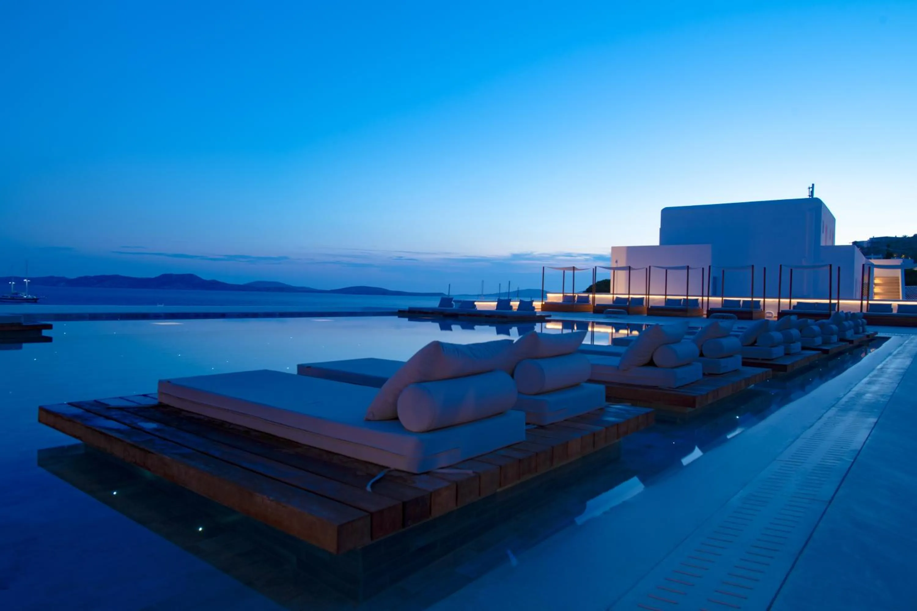 Night in Manoula's Beach Mykonos Resort