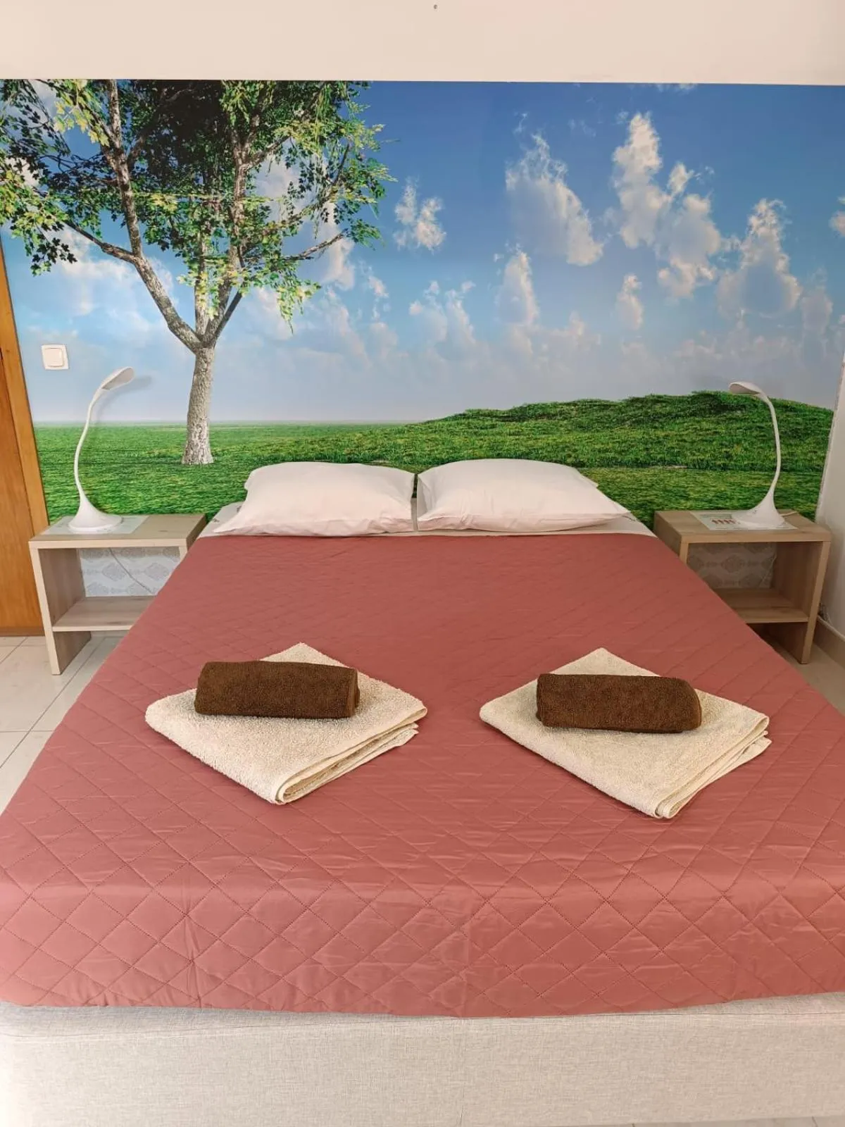 Bed in AZORES HOLIDAYS HOUSE -B&B - Suites - Self Check-in KEYBOARD